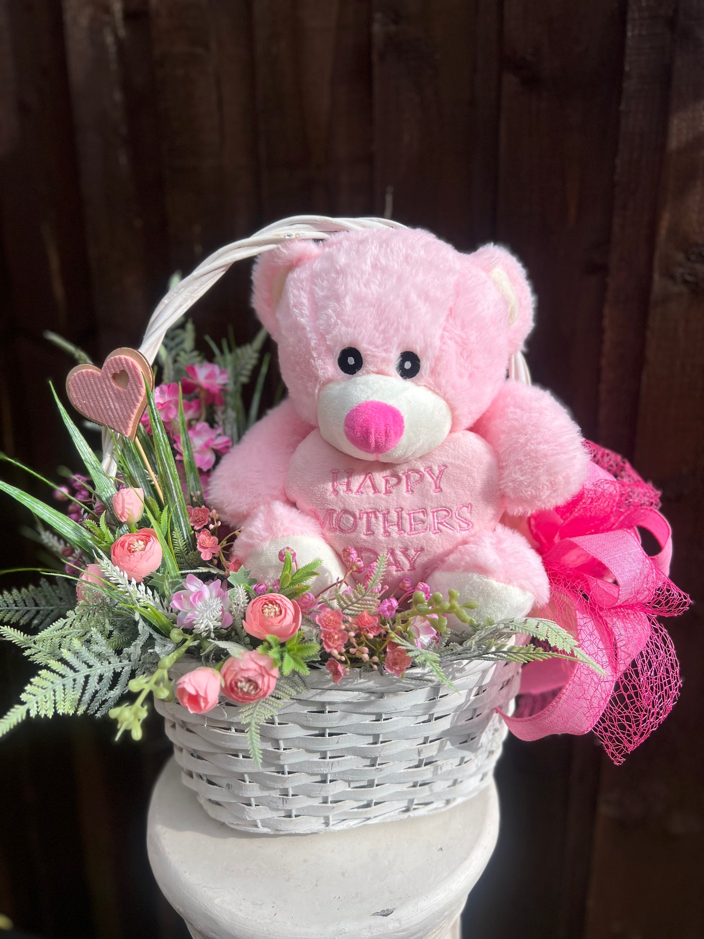 MOTHERS DAY TEDDY BEAR BASKET