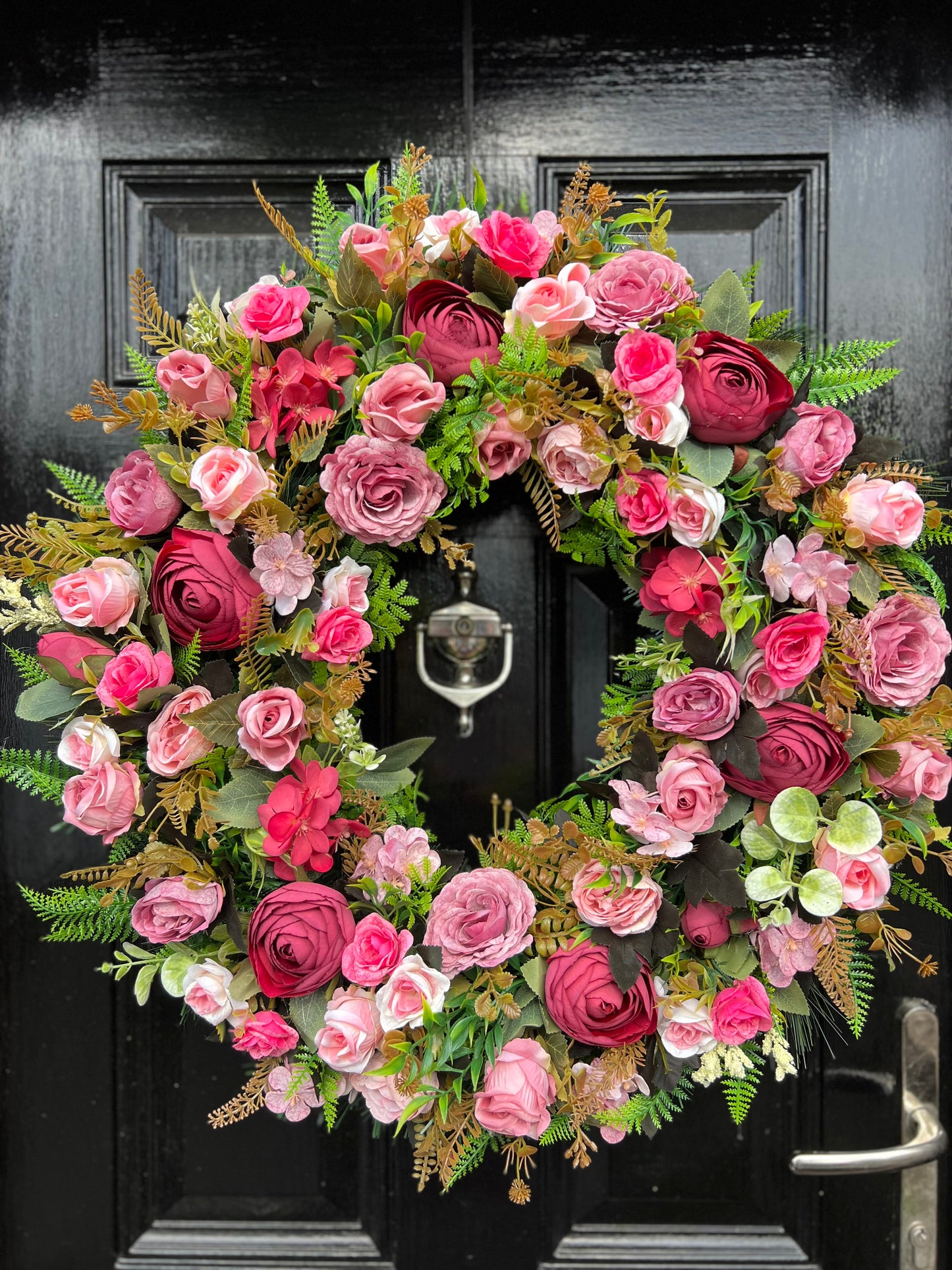 65cm DELUXE DEEP PINKS MIXED FOLIAGE ANY SEASON WREATH