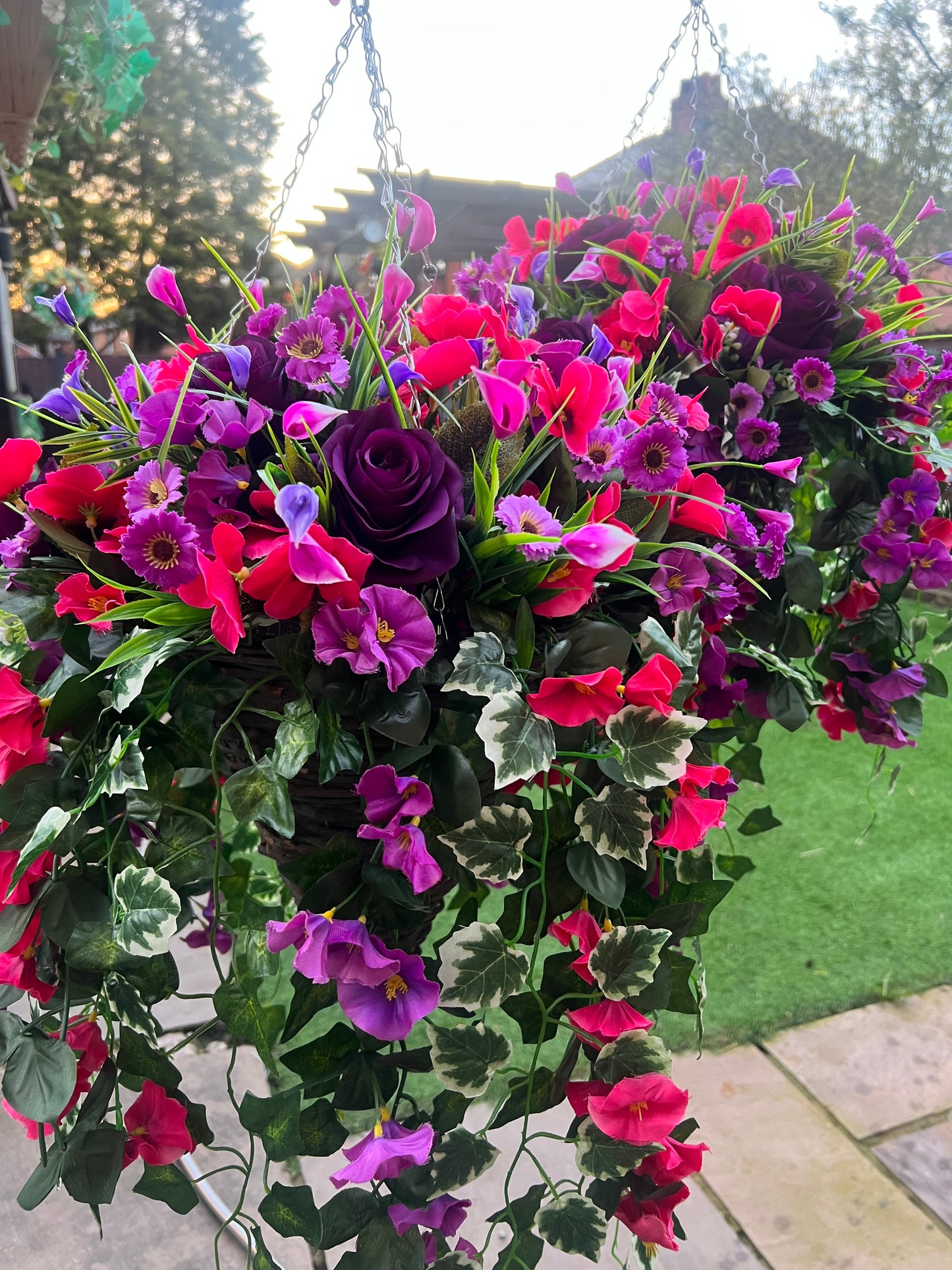 DELUXE XL BASKET 12 inch CONE HANGING BASKETS PURPLE PINK