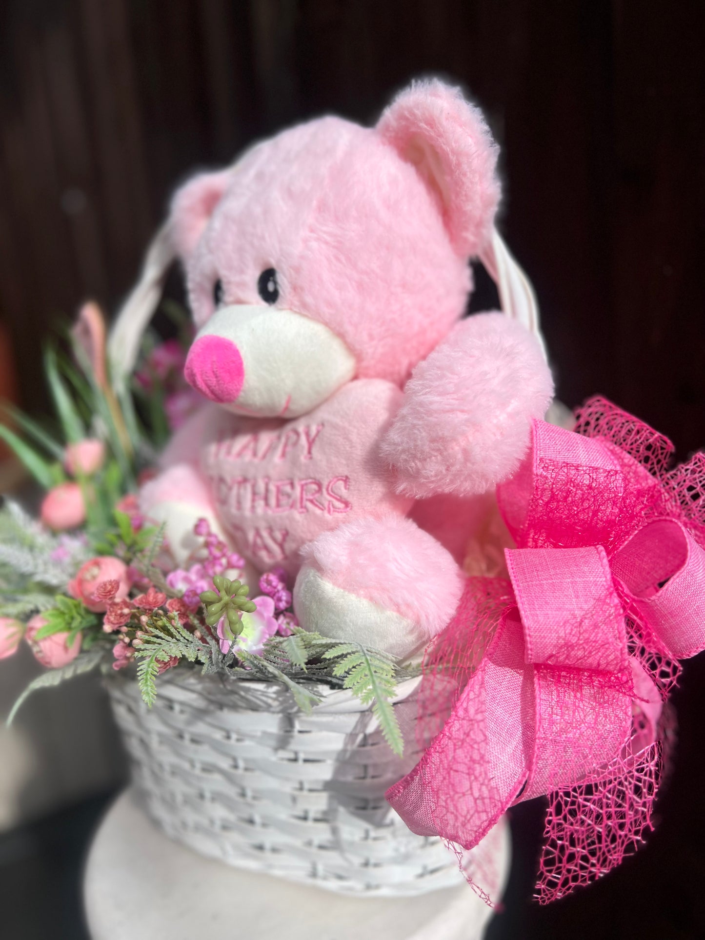 MOTHERS DAY TEDDY BEAR BASKET