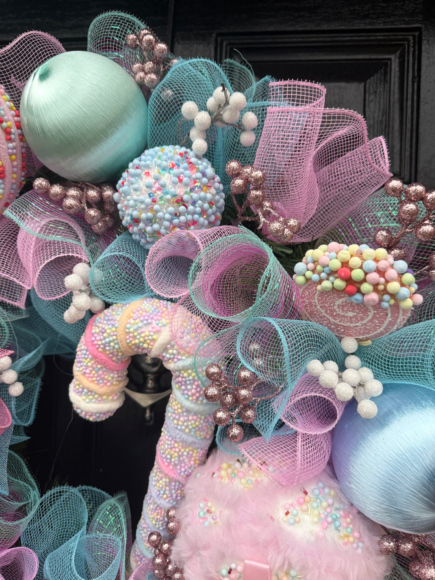 65cm SUPER DELUXE PASTEL SWEETY CANDY CANE WREATH
