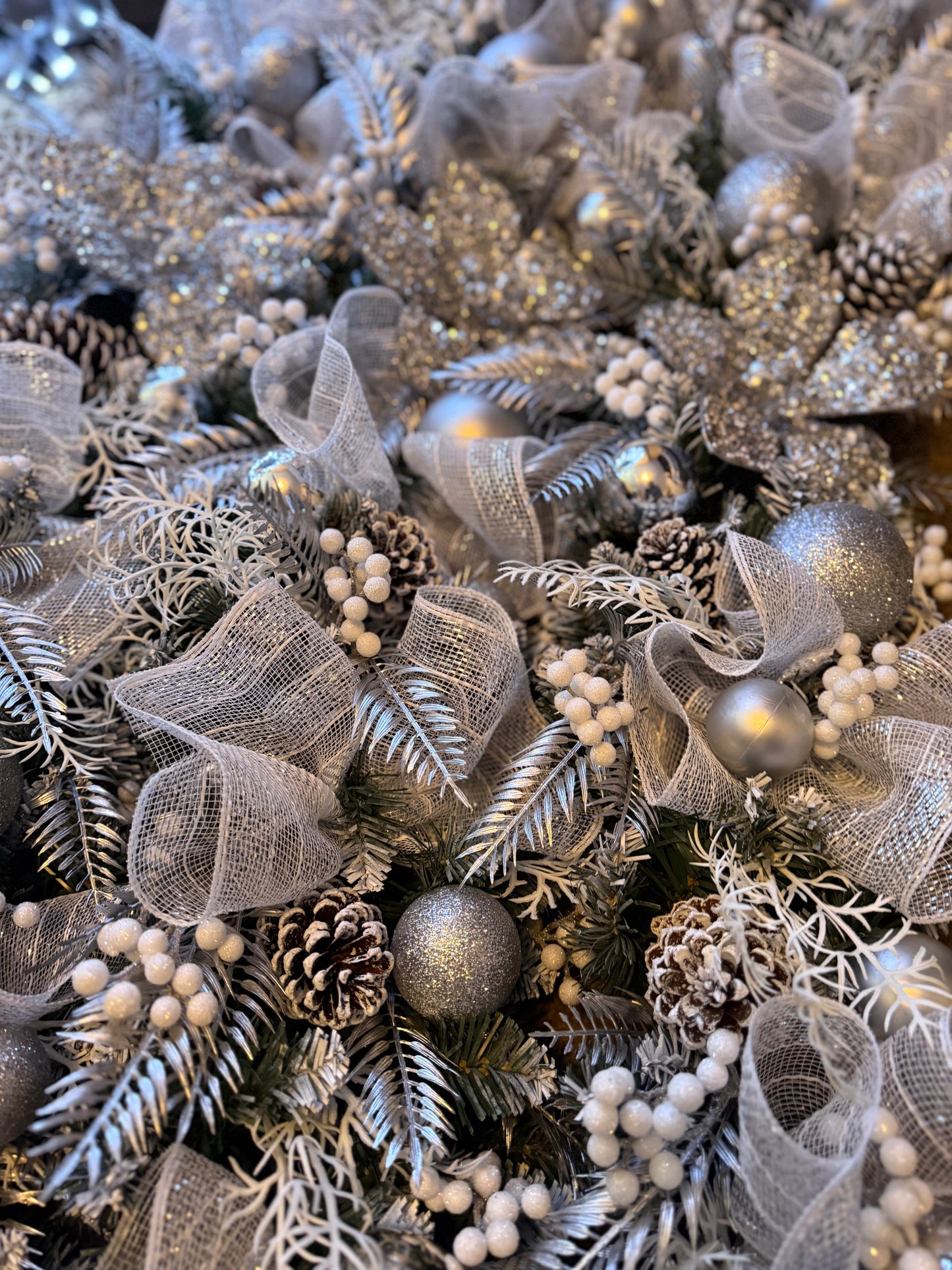 6ft FROSTED WHITE/SILVER MIX GARLAND - DESPATCH WITHIN 7 DAYS OF ORDERING