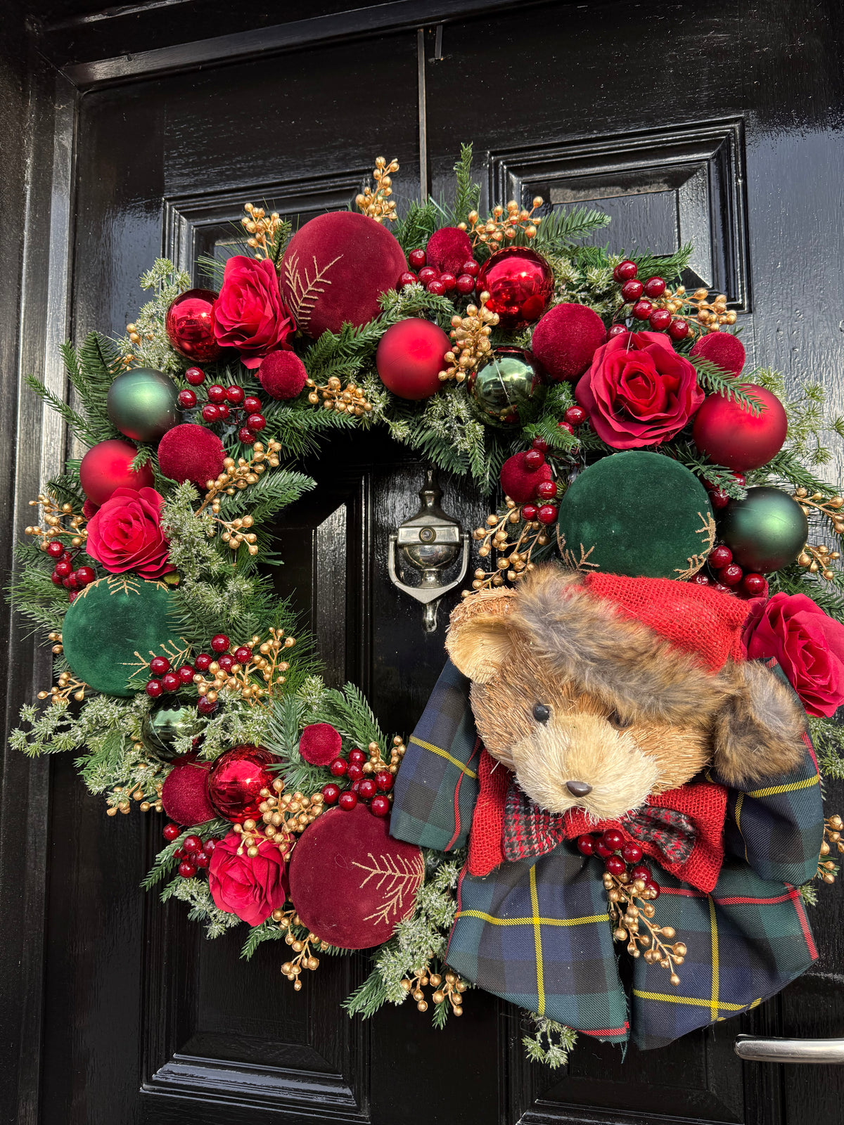 65cm DELUXE TRADITIONAL TARTAN MIXED BEAR WREATH