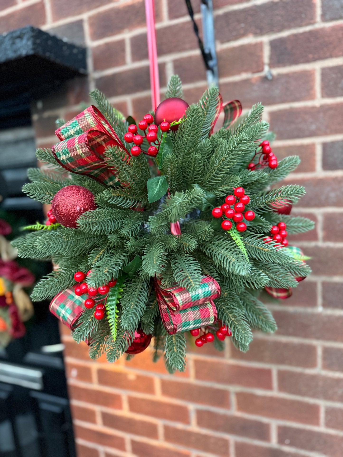 **PRE ORDER** GIANT 16inch CHRISTMAS KISSING BALL RED - ***PLEASE NOTE THESE WILL BE SENT OUT EARLY NOVEMBER***