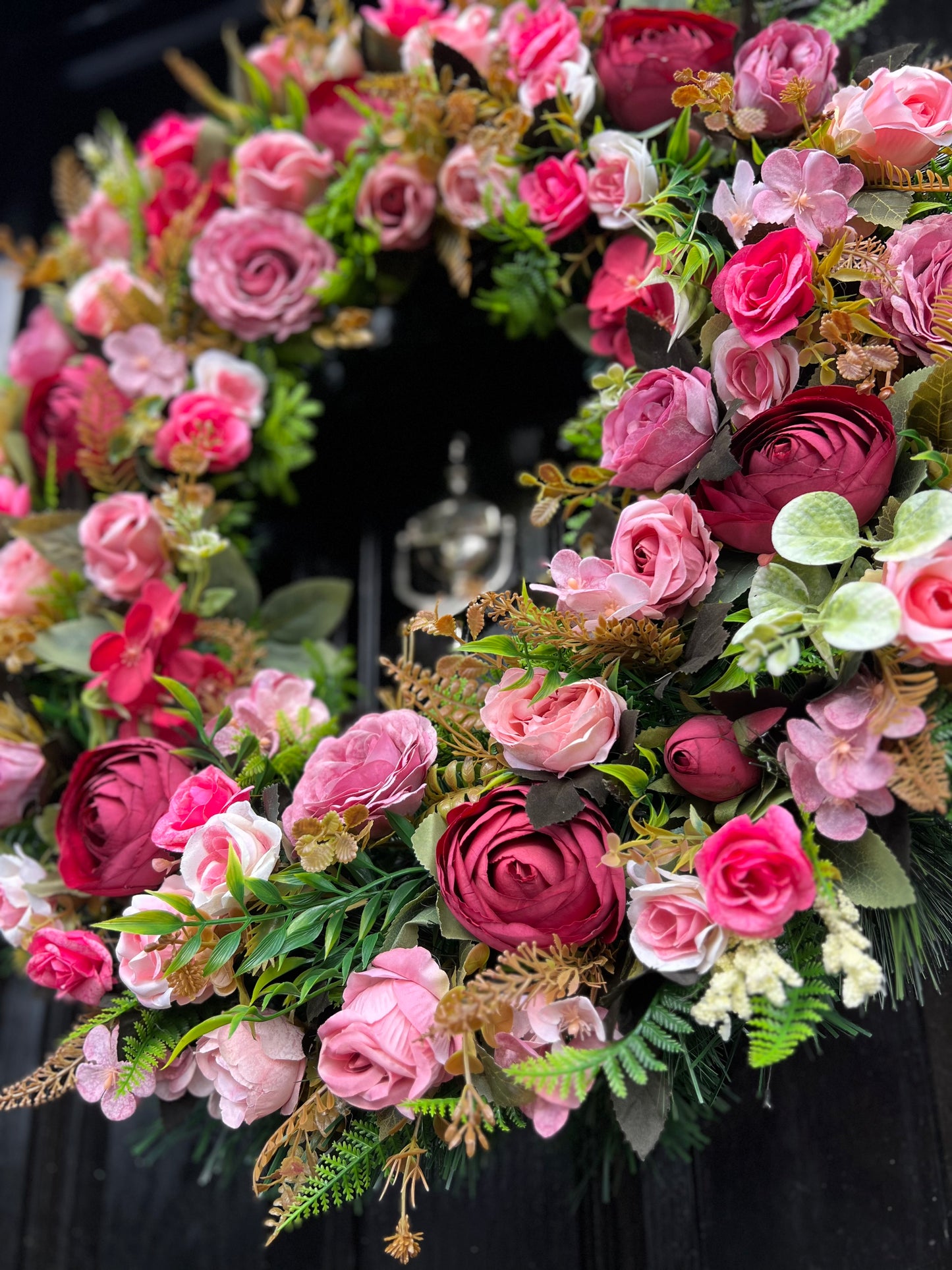 65cm DELUXE DEEP PINKS MIXED FOLIAGE ANY SEASON WREATH