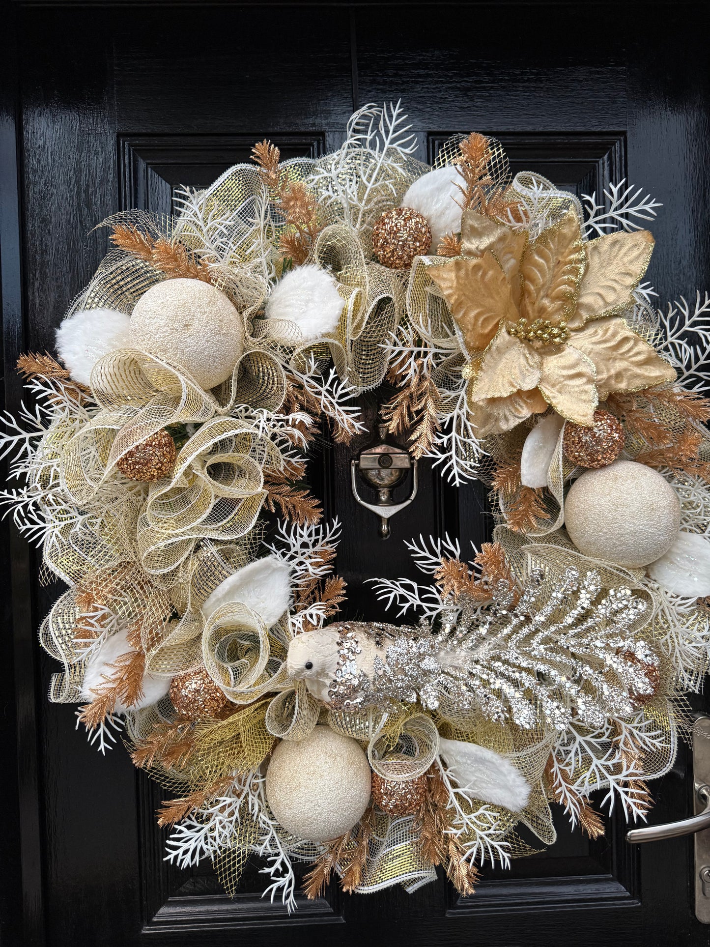 65cm DELUXE TURTLE DOVE GOLD/ IVORY GLITTER WREATH - DESPATCH EARLY OCTOBER