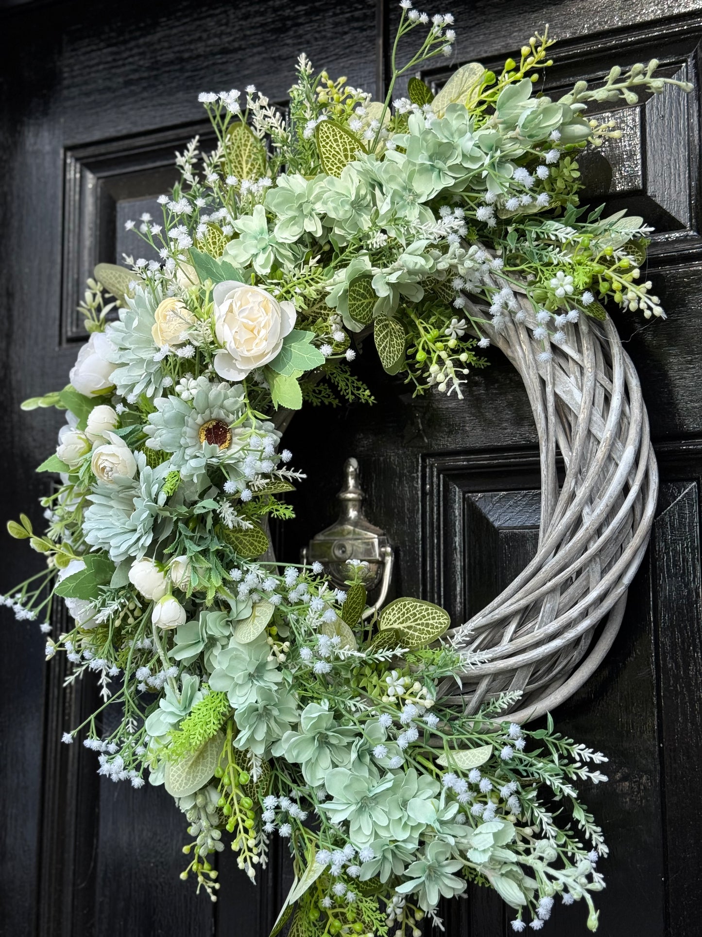 SAGE GREEN FOLIAGE COUNTRY COTTAGE ALL SEASON WICKER WREATH