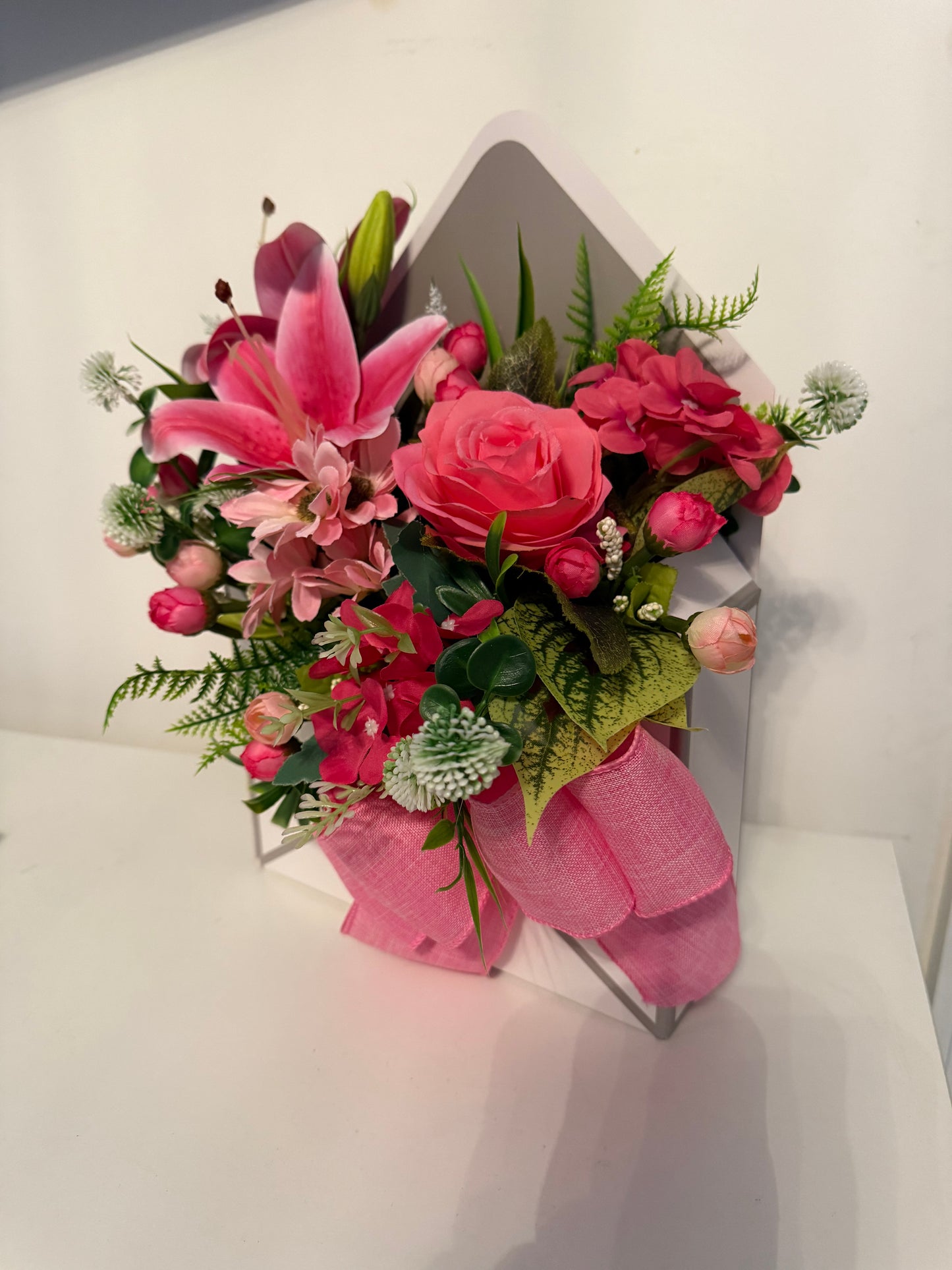 MOTHERS DAY ENVELOPE BOX PINK MIX