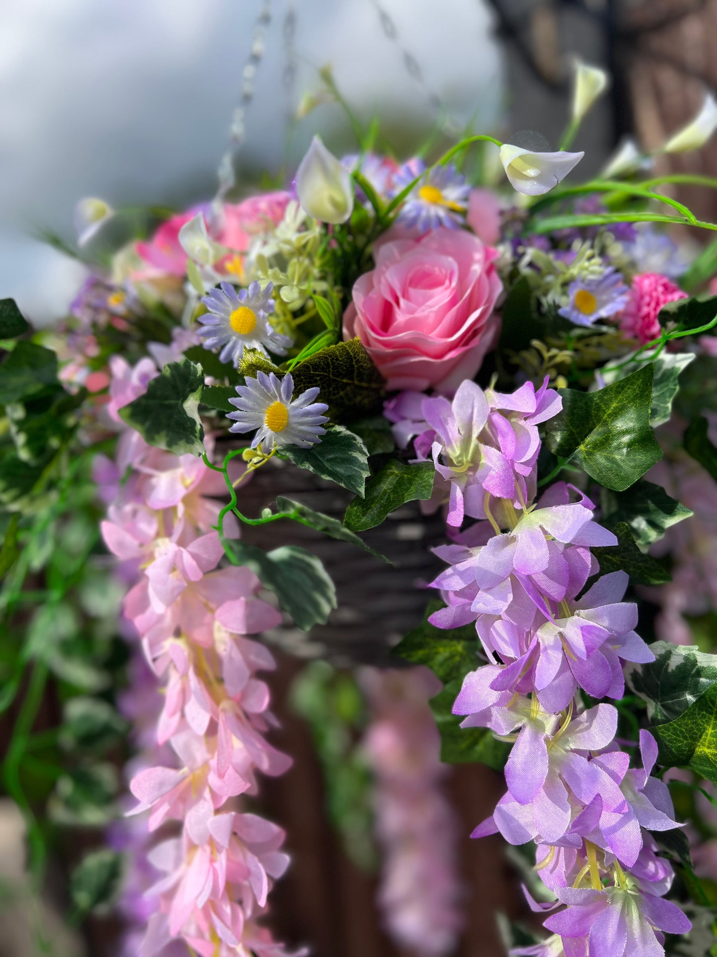 DELUXE XL HANGING BASKET PASTELS 12 INCH GREY ROUND BASKET