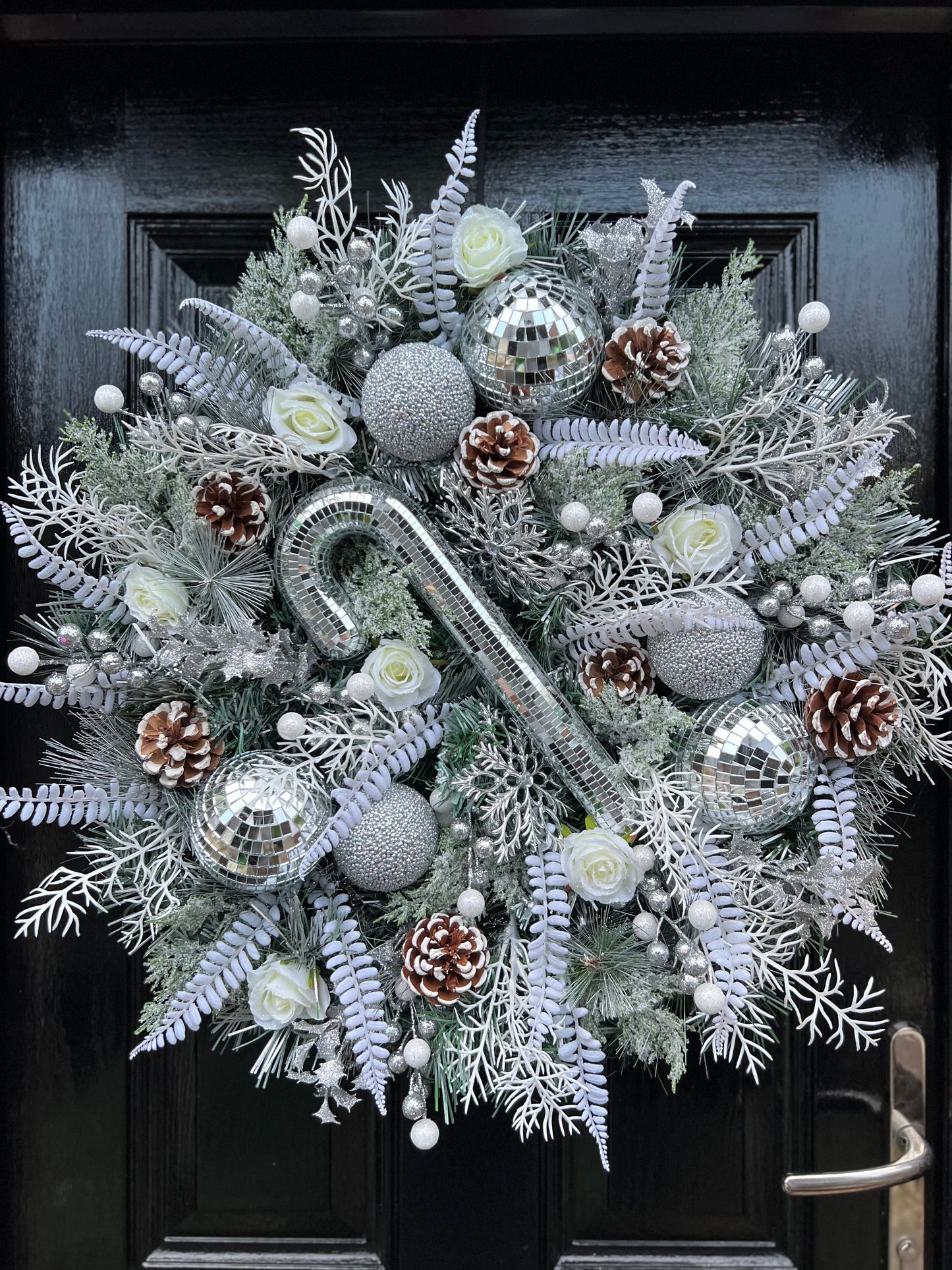 ONLY ORDER FOR DESPATCH ***MID SEPTEMBER *** 65cm MIRROR BALL SPARKLE DELUXE WREATH