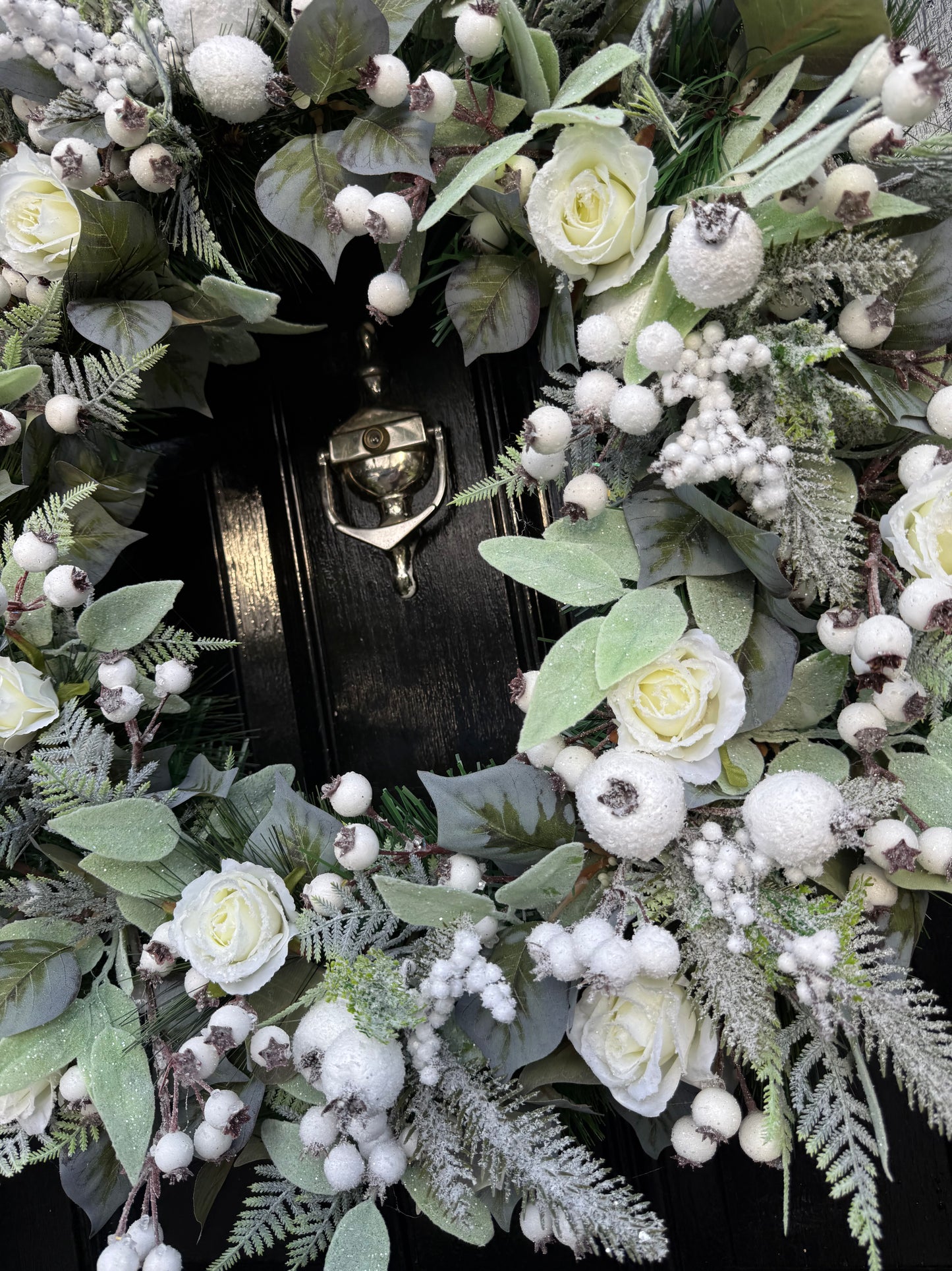 65cm DELUXE WINTER FROSTED FOLIAGE, ROSEHIP & ROSES WREATH