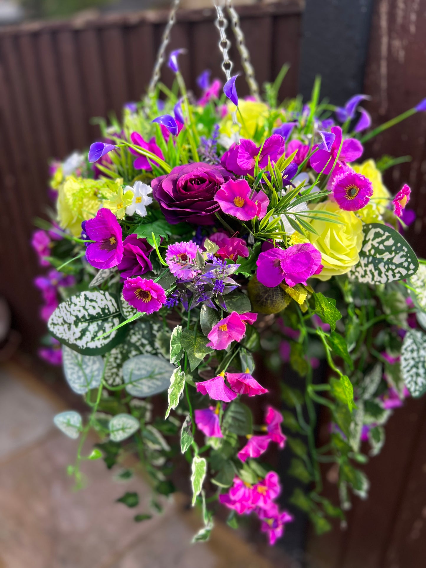DELUXE XL HANGING BASKET PURPLE/GREEN 12 INCH CONE