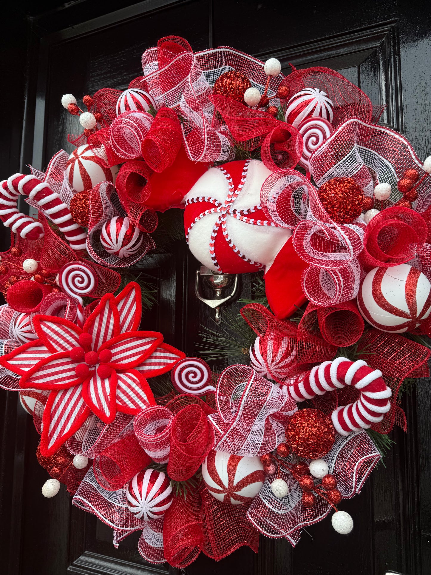 65cm DELUXE CANDY CANE WREATH - MADE TO ORDER AND DESPATCH END SEPTEMBER / EARLY OCTOBER