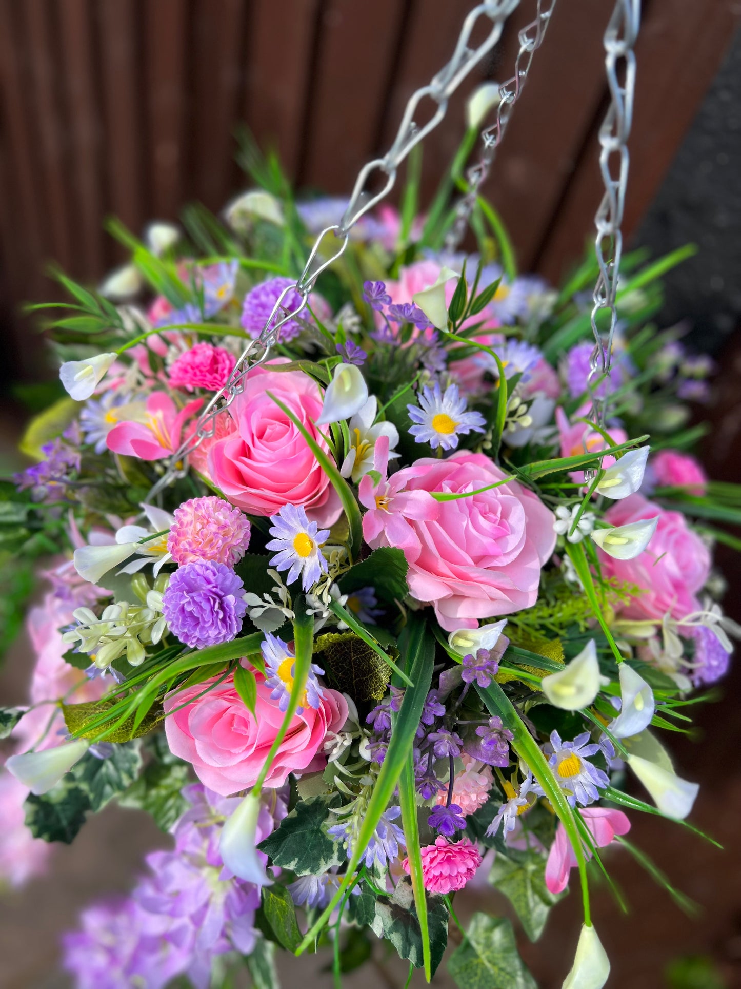 DELUXE XL HANGING BASKET PASTELS 12 INCH GREY ROUND BASKET