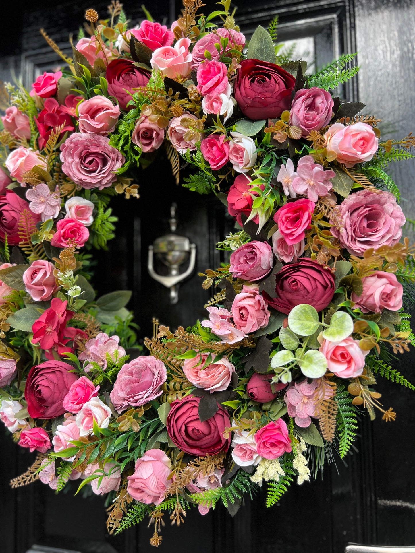 65cm DELUXE DEEP PINKS MIXED FOLIAGE ANY SEASON WREATH