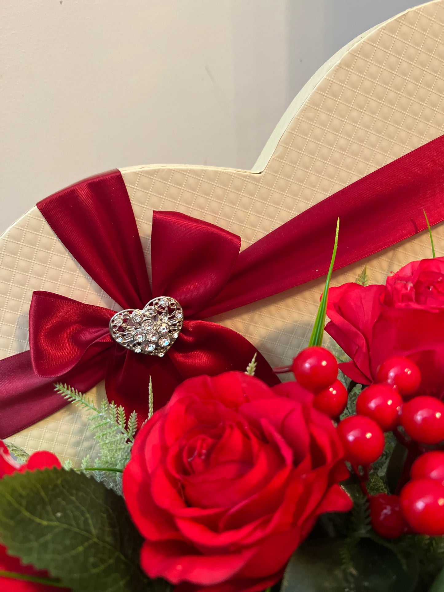 MEDIUM DELUXE HAT BOX