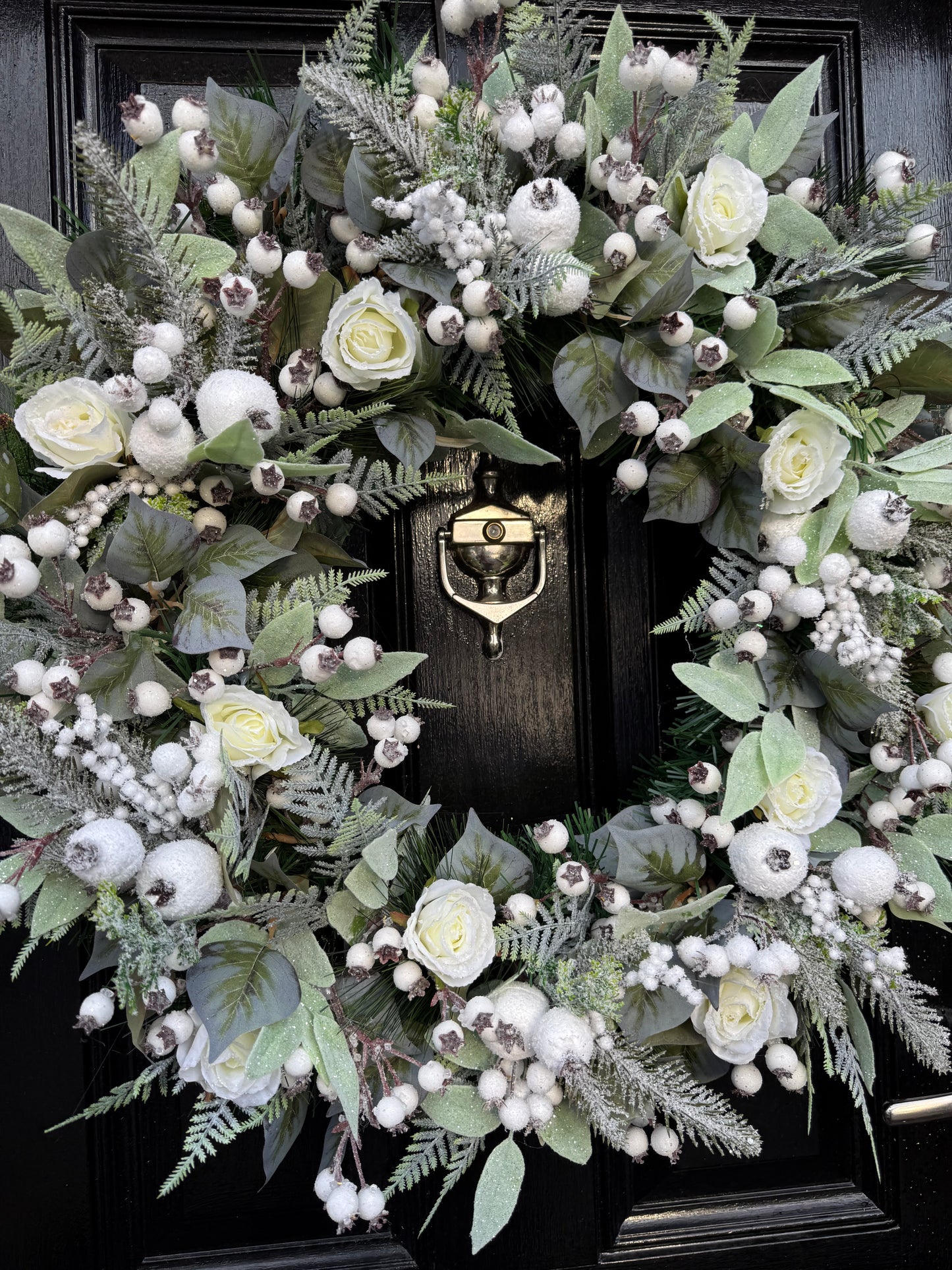 65cm DELUXE WINTER FROSTED FOLIAGE, ROSEHIP & ROSES WREATH