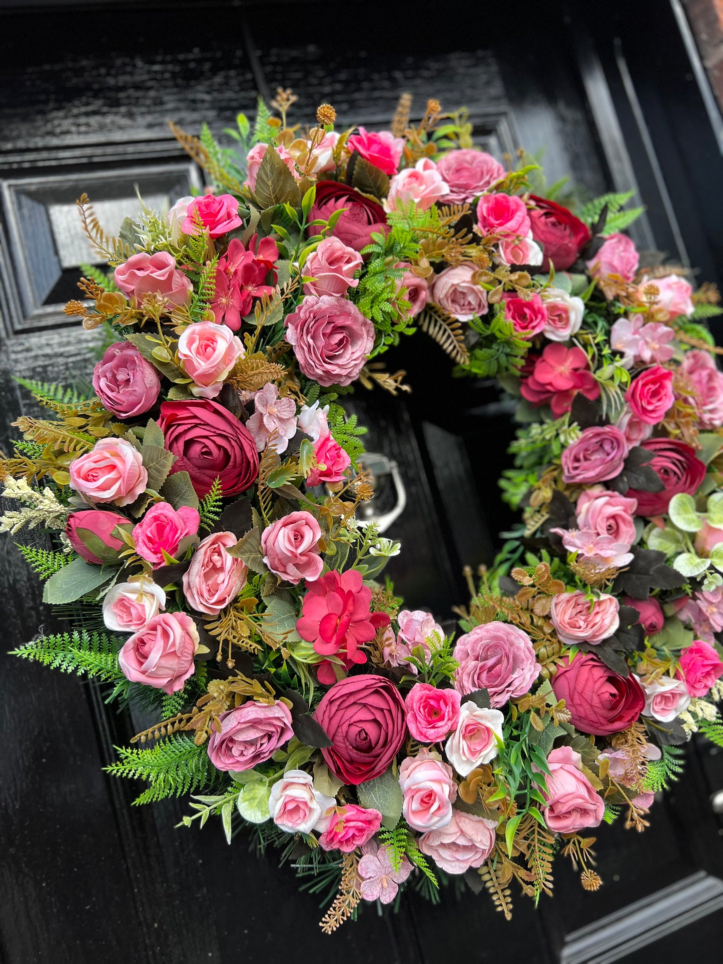 65cm DELUXE DEEP PINKS MIXED FOLIAGE ANY SEASON WREATH