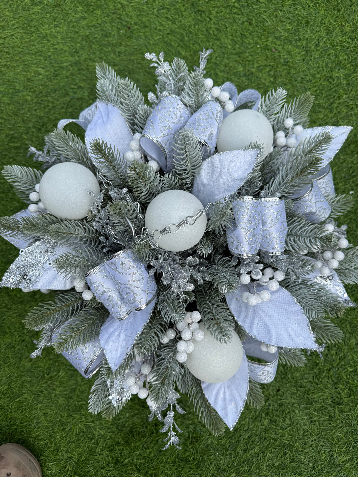 DISPATCH LATE OCTOBER - 12inch ROUND WHITE SILVER WINTER WONDERLAND CHRISTMAS HANGING BASKET