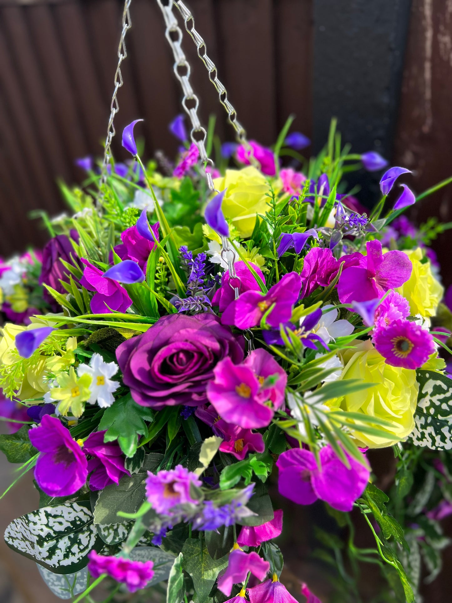 DELUXE XL HANGING BASKET PURPLE/GREEN 12 INCH CONE