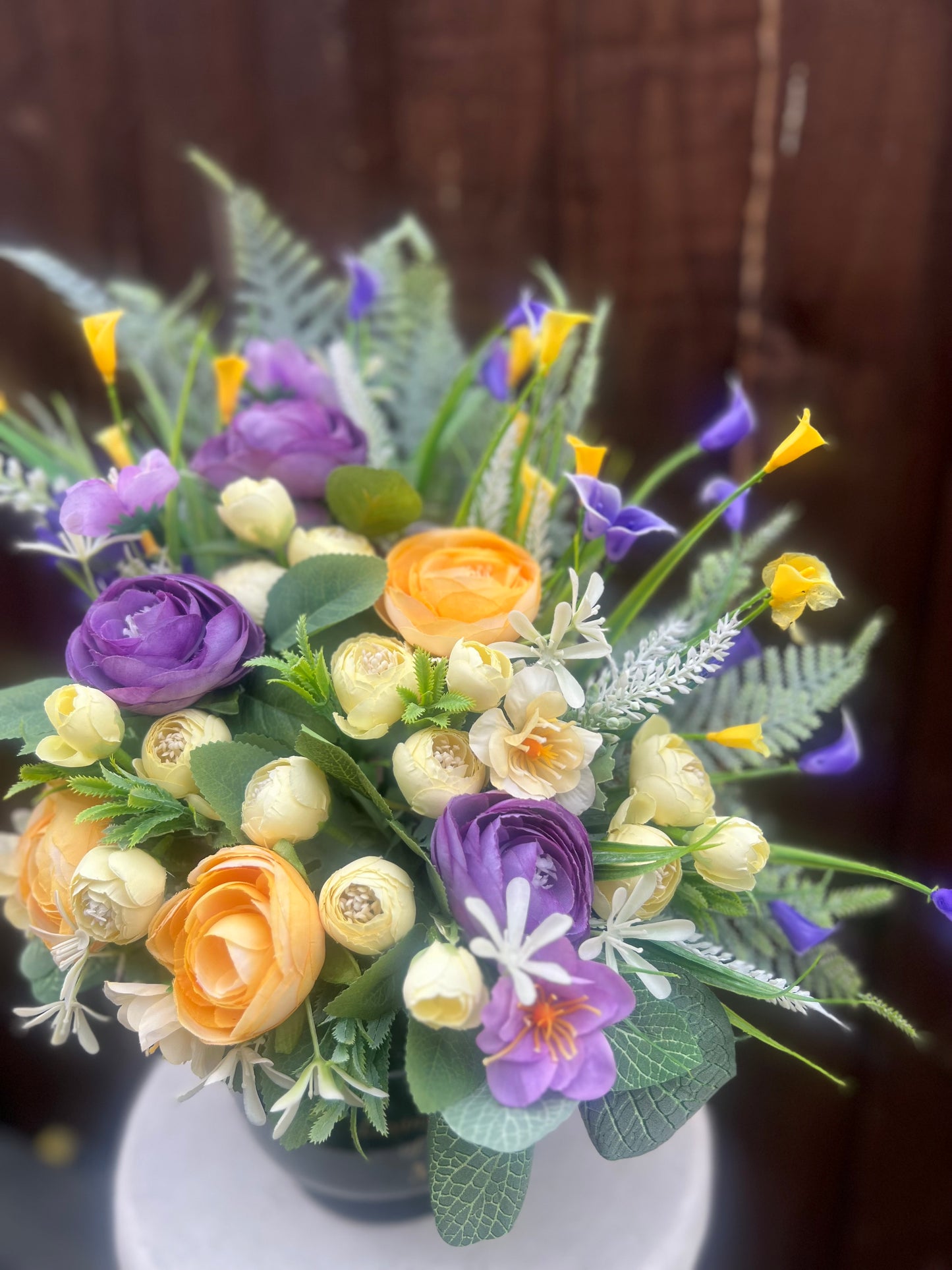 DELUXE METAL MUM GRAVE POT PURPLE YELLOW