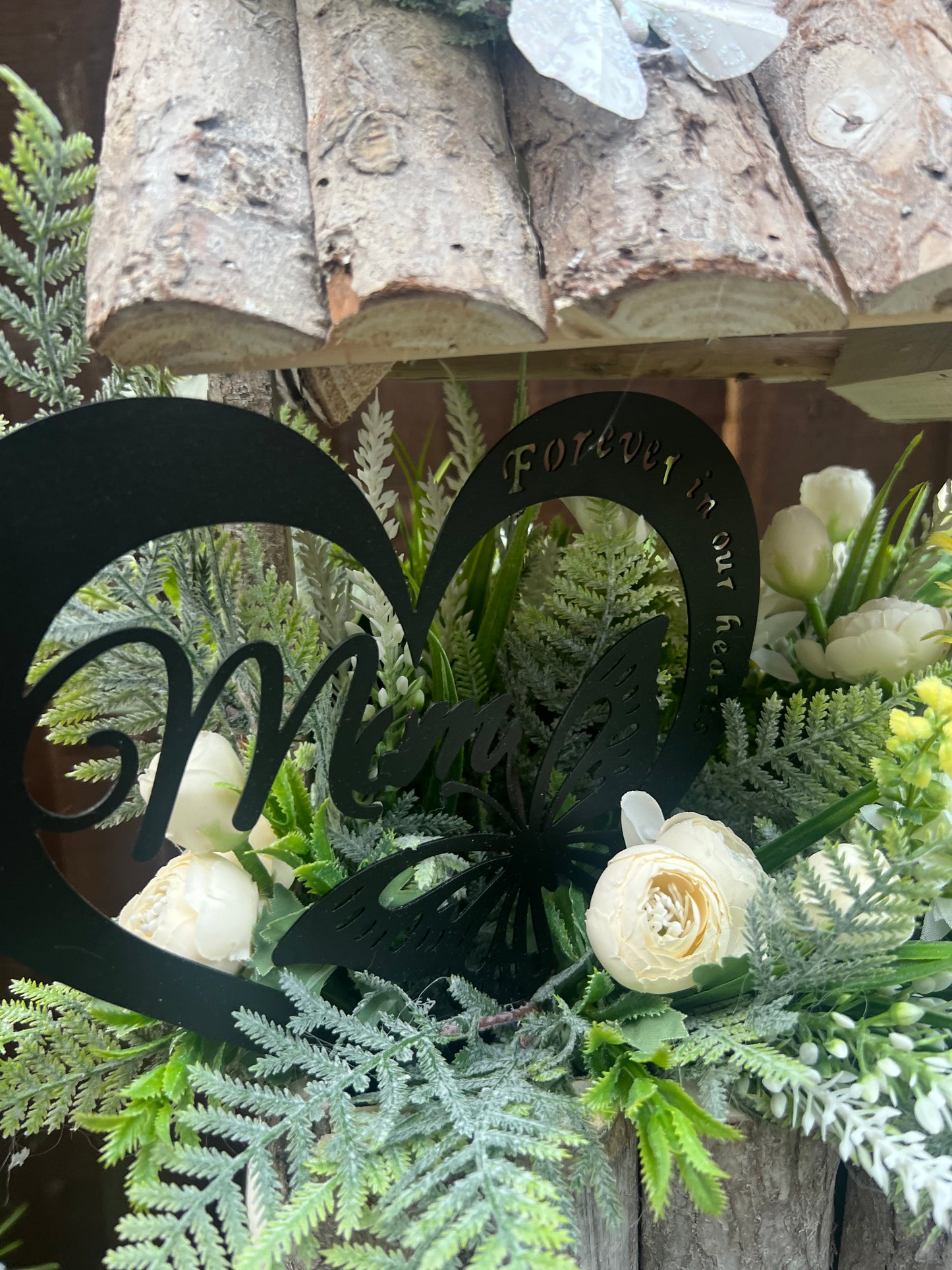 MUM - FOREVER IN OUR HEARTS WISHING WELL