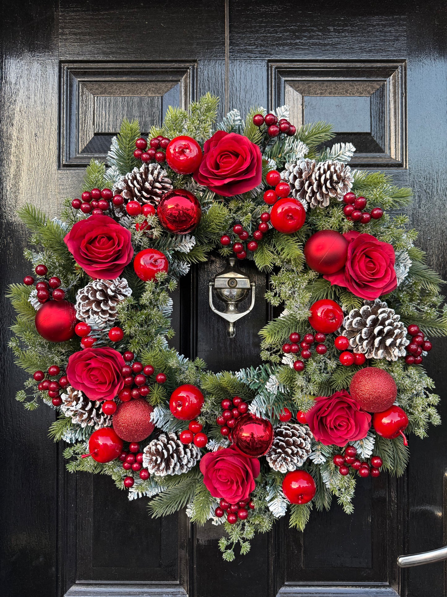 60cm DELUXE TRADITIONAL ROSE BERRY APPLE FOLIAGE WREATH