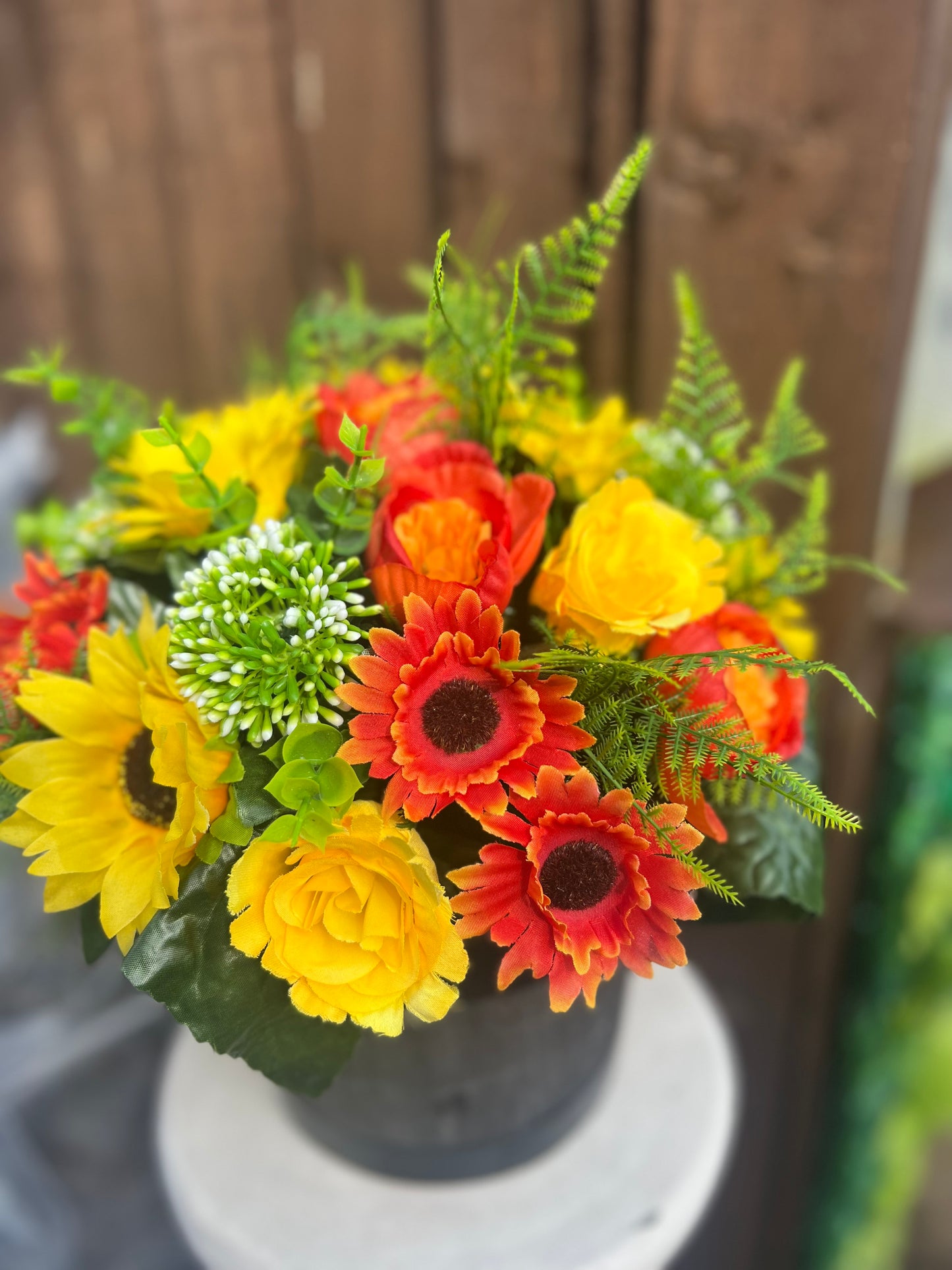 GREY BARREL PLANTER ORANGE/YELLOW MIX