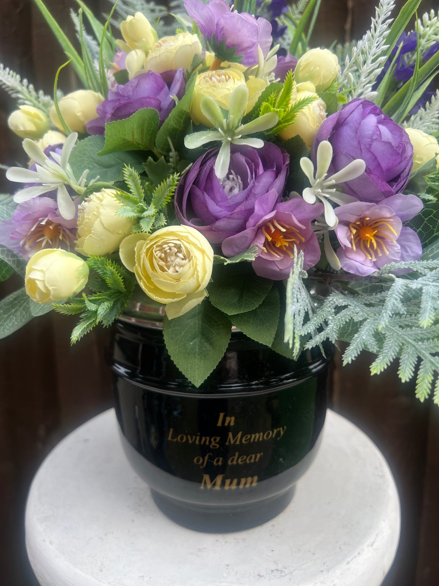 DELUXE METAL MUM GRAVE MEMORIAL POT PURPLE/LEMON