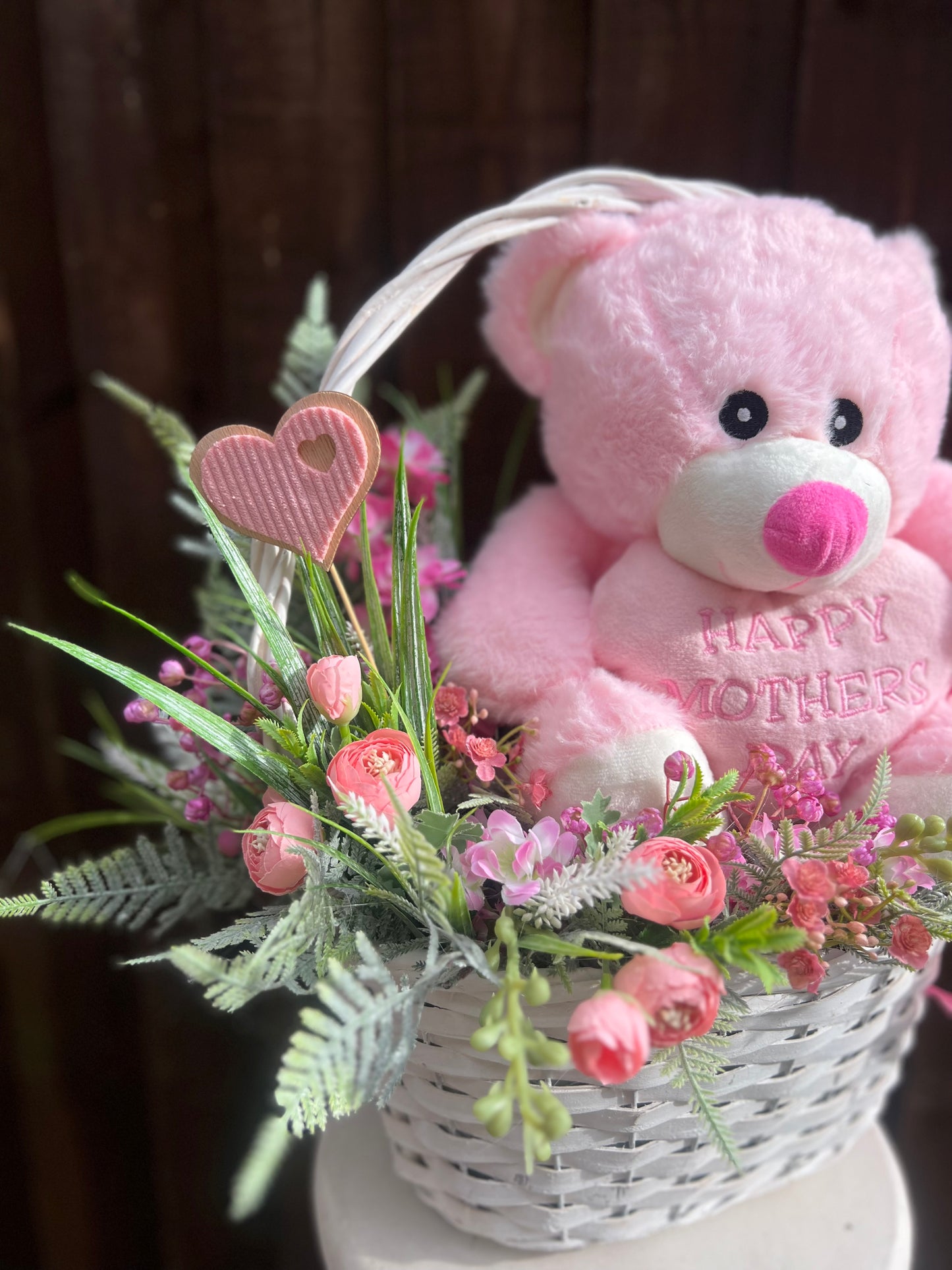 MOTHERS DAY TEDDY BEAR BASKET