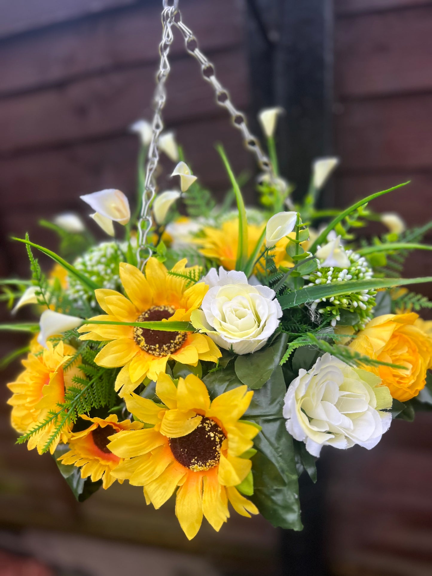 10" YELLOW/WHITE SUNFLOWER MIX HANGING BASKET