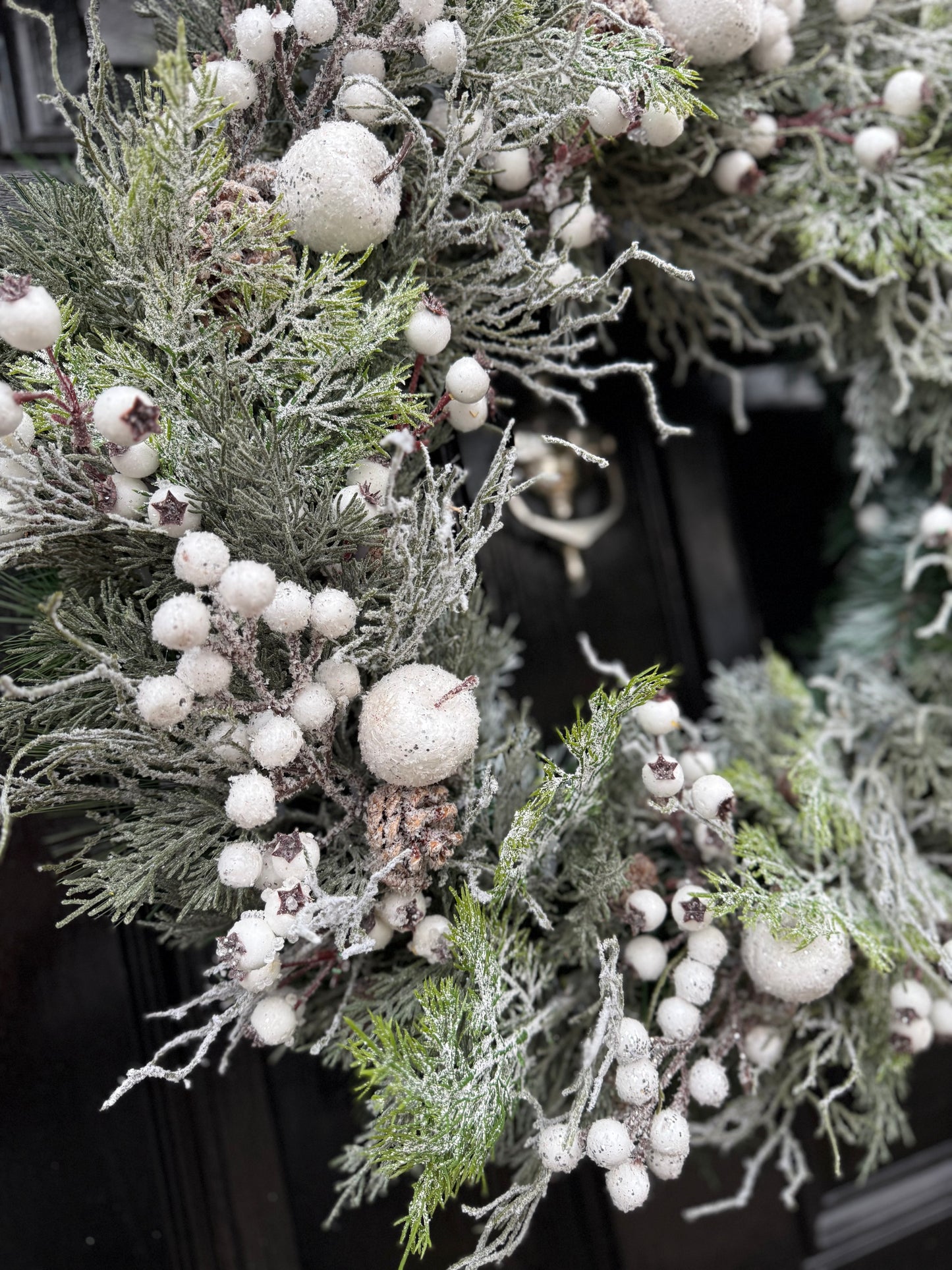 65cm DELUXE WINTER WONDERLAND FOLIAGE WREATH