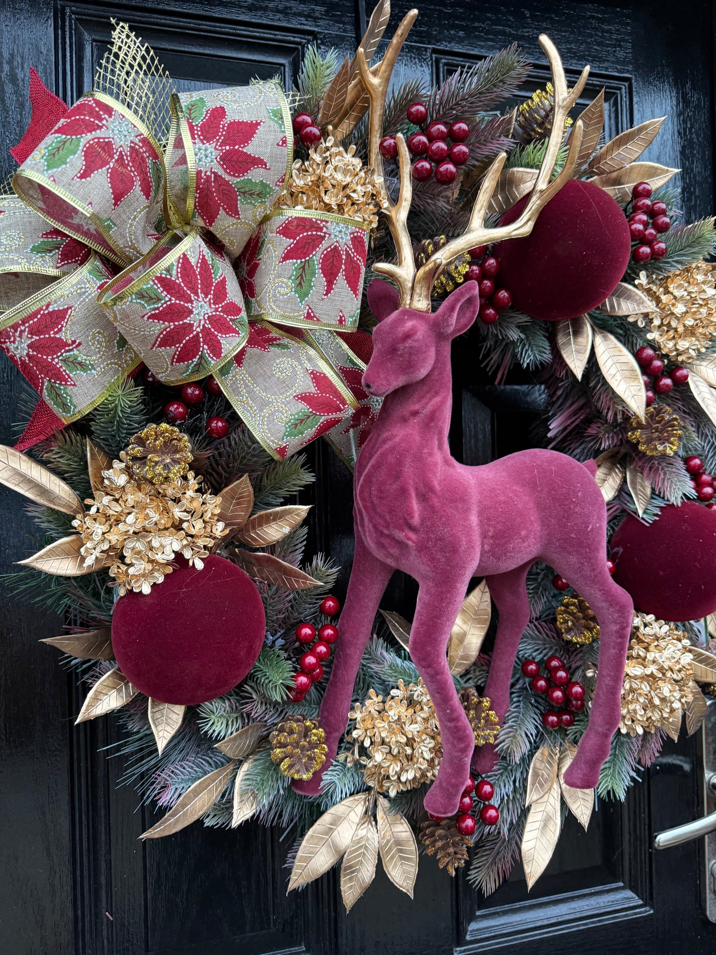 65cm DELUXE WREATH BURGUNDY/GOLD STAG