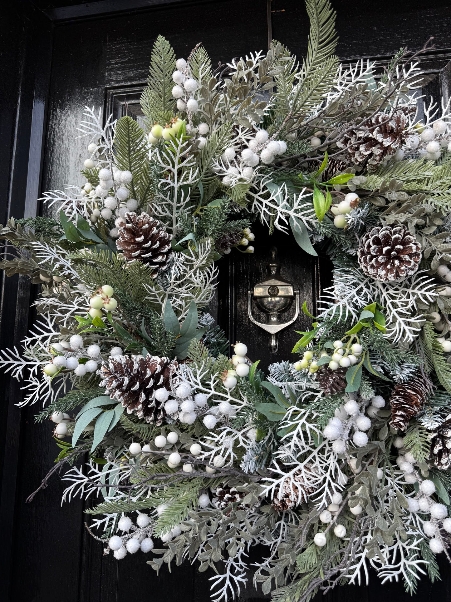 65cm DELUXE FOLIAGE WOODLAND BERRY WREATH