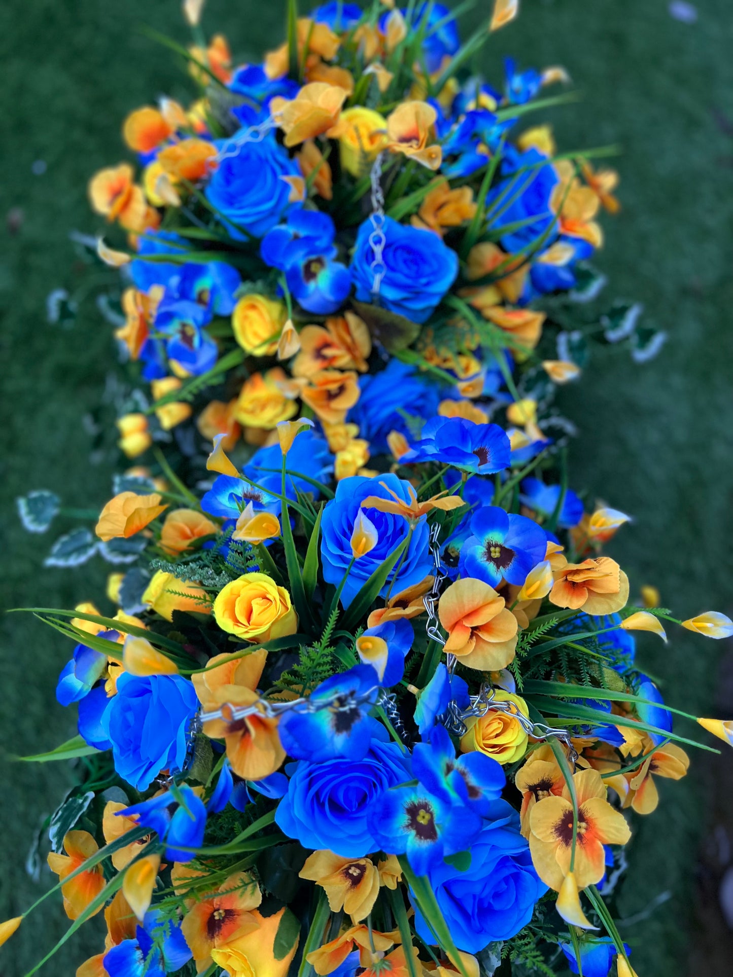 **NEW** DELUXE XL HANGING BASKET BLUE/YELLOW MIXED 12 INCH CONE