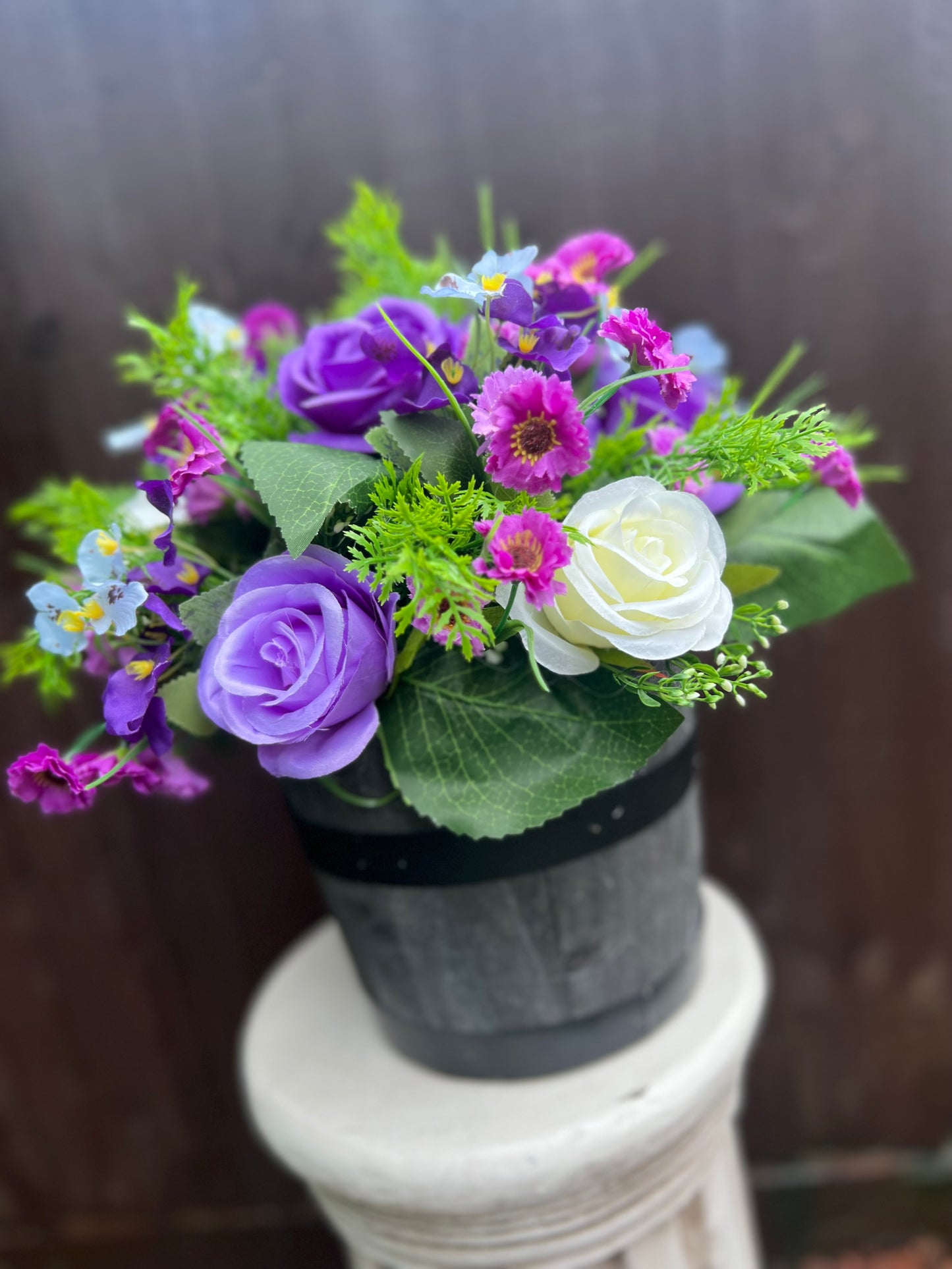 GREY BARREL PLANTER PURPLE/LILAC MIX