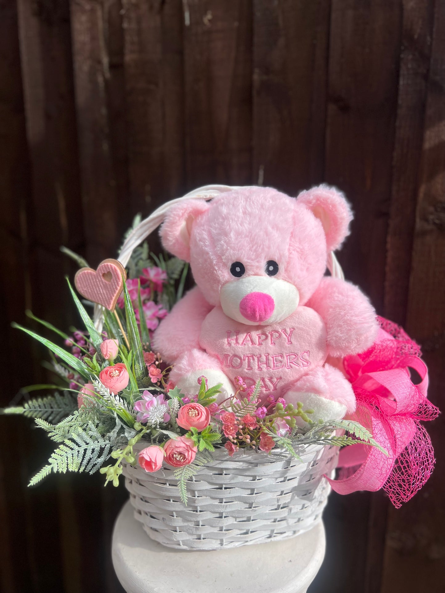 MOTHERS DAY TEDDY BEAR BASKET
