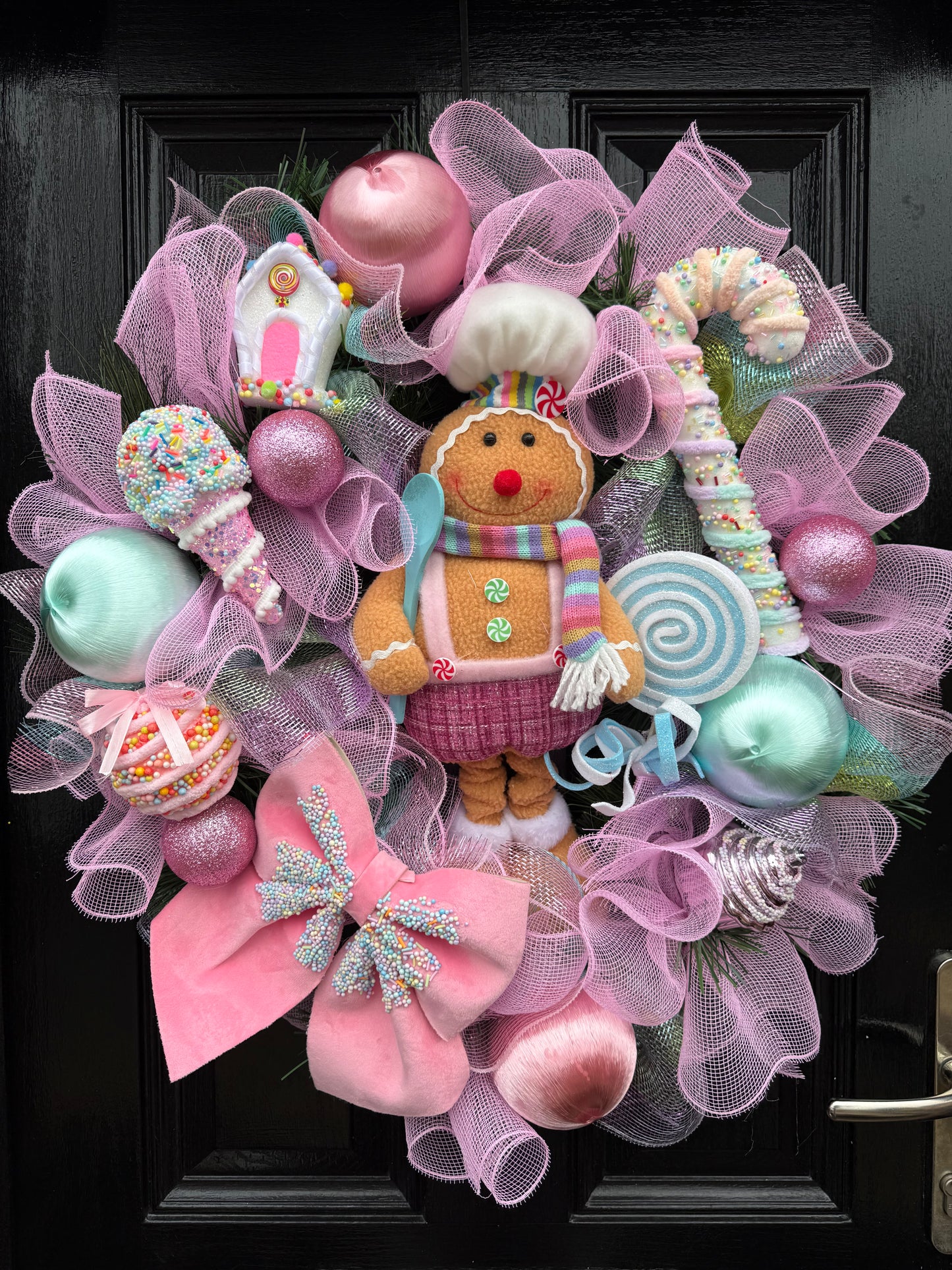 65cm SUPER DELUXE PASTEL GINGERBREAD WREATH