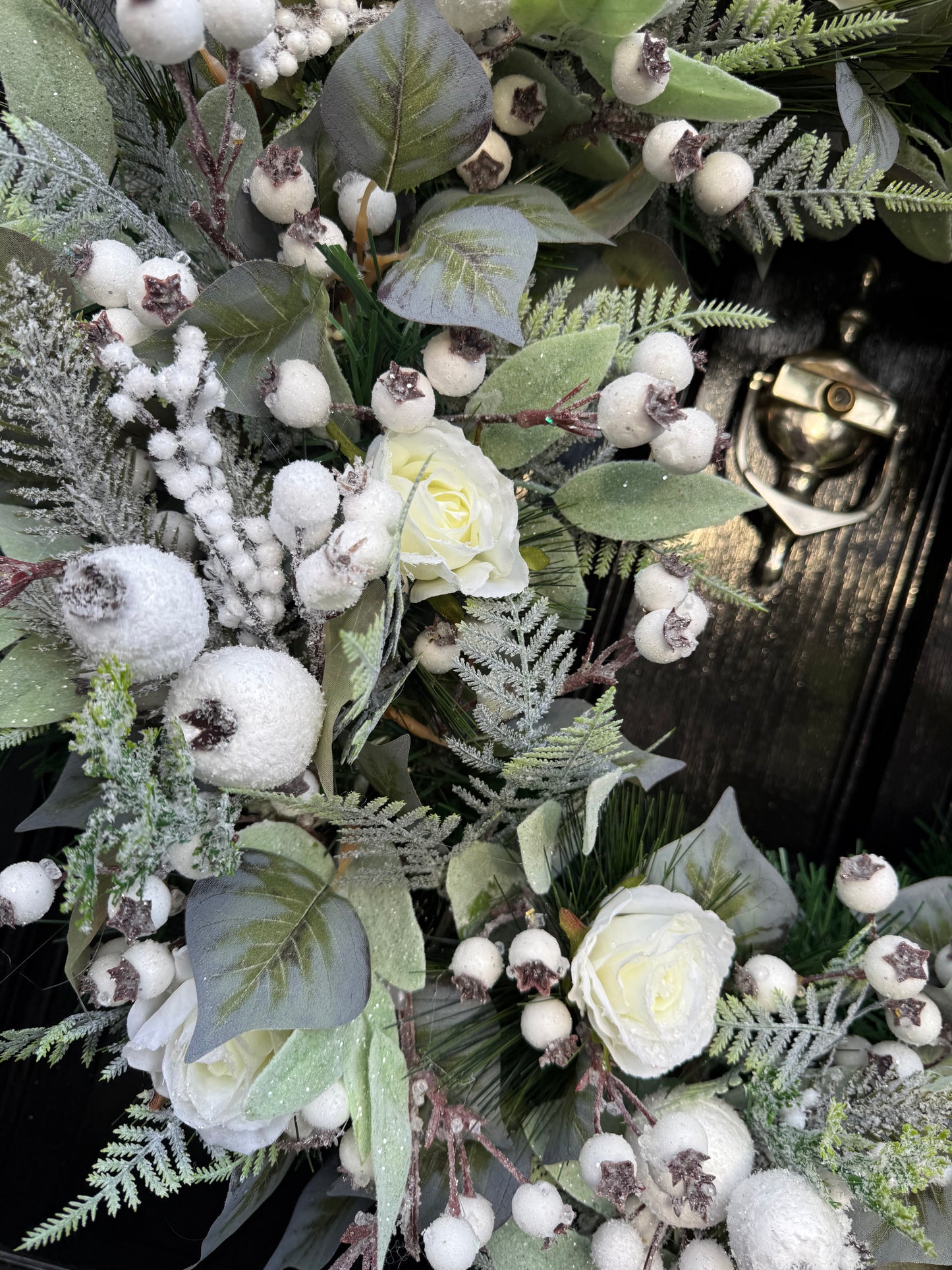 65cm DELUXE WINTER FROSTED FOLIAGE, ROSEHIP & ROSES WREATH