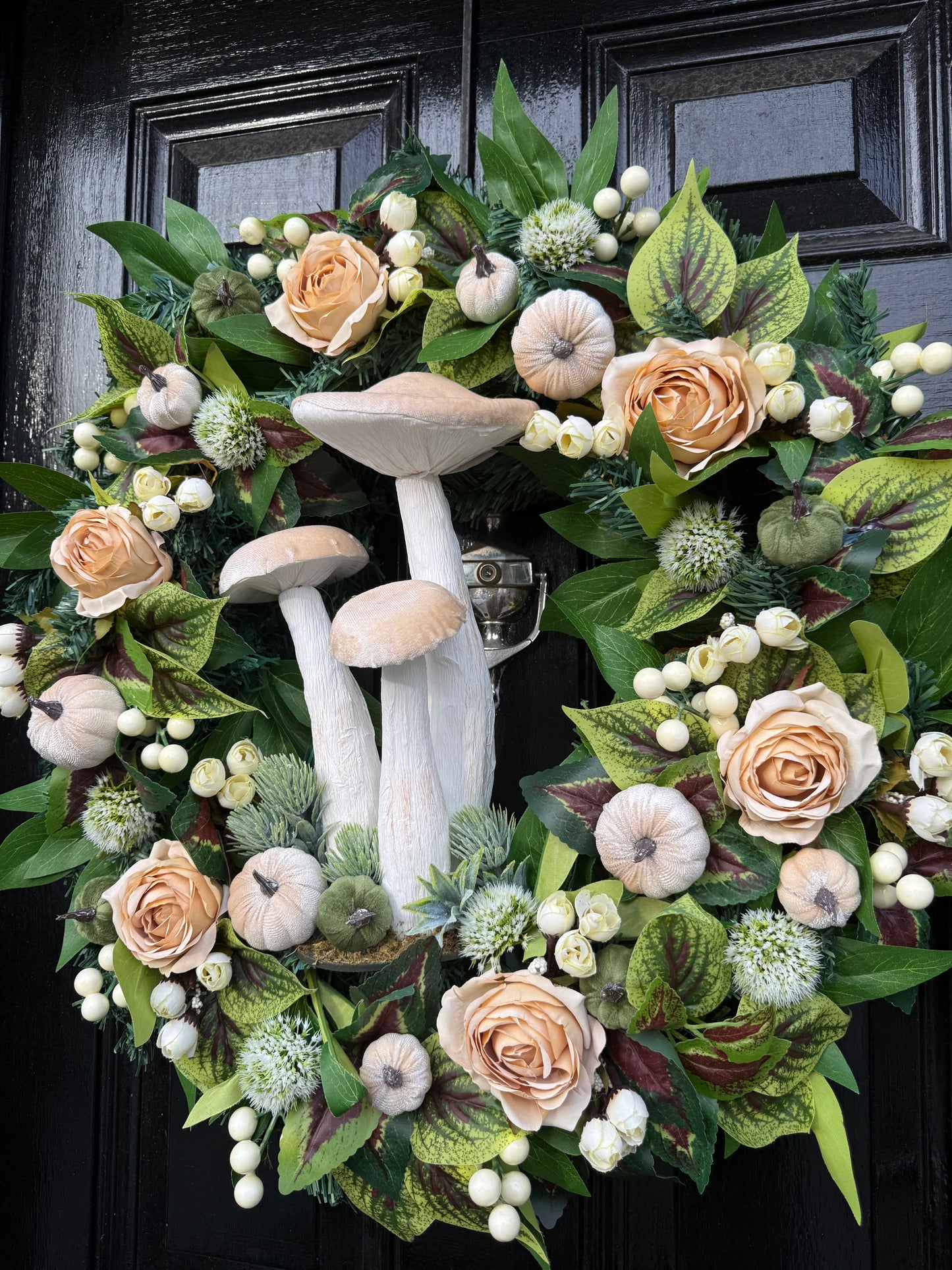 60cm DELUXE GIANT NEUTRAL IVORY TOADSTOOL  WOODLAND MIXED FOLIAGE AUTUMN WREATH