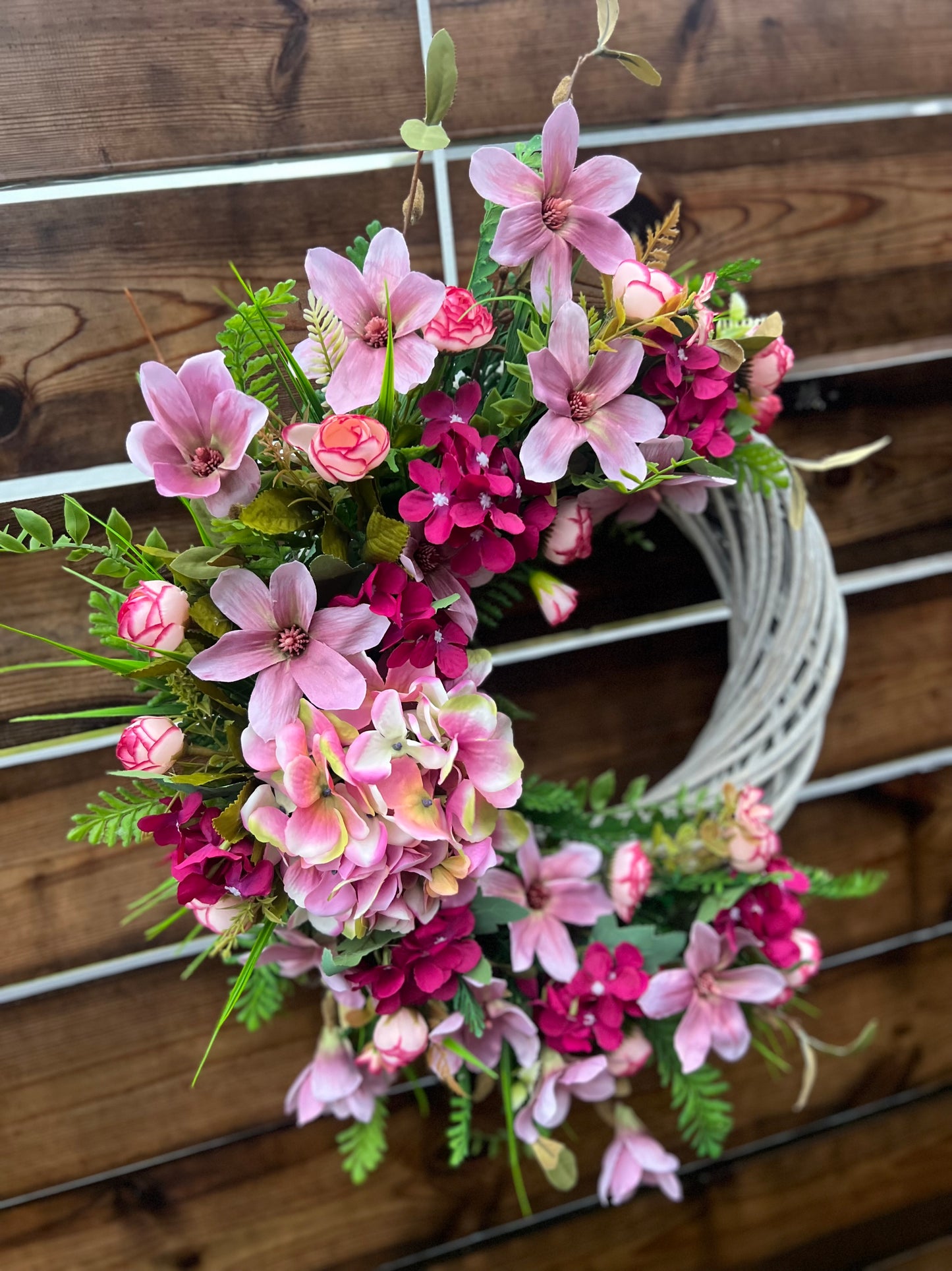 PINKS/FOLIAGE SPRING GREY WICKER WREATH