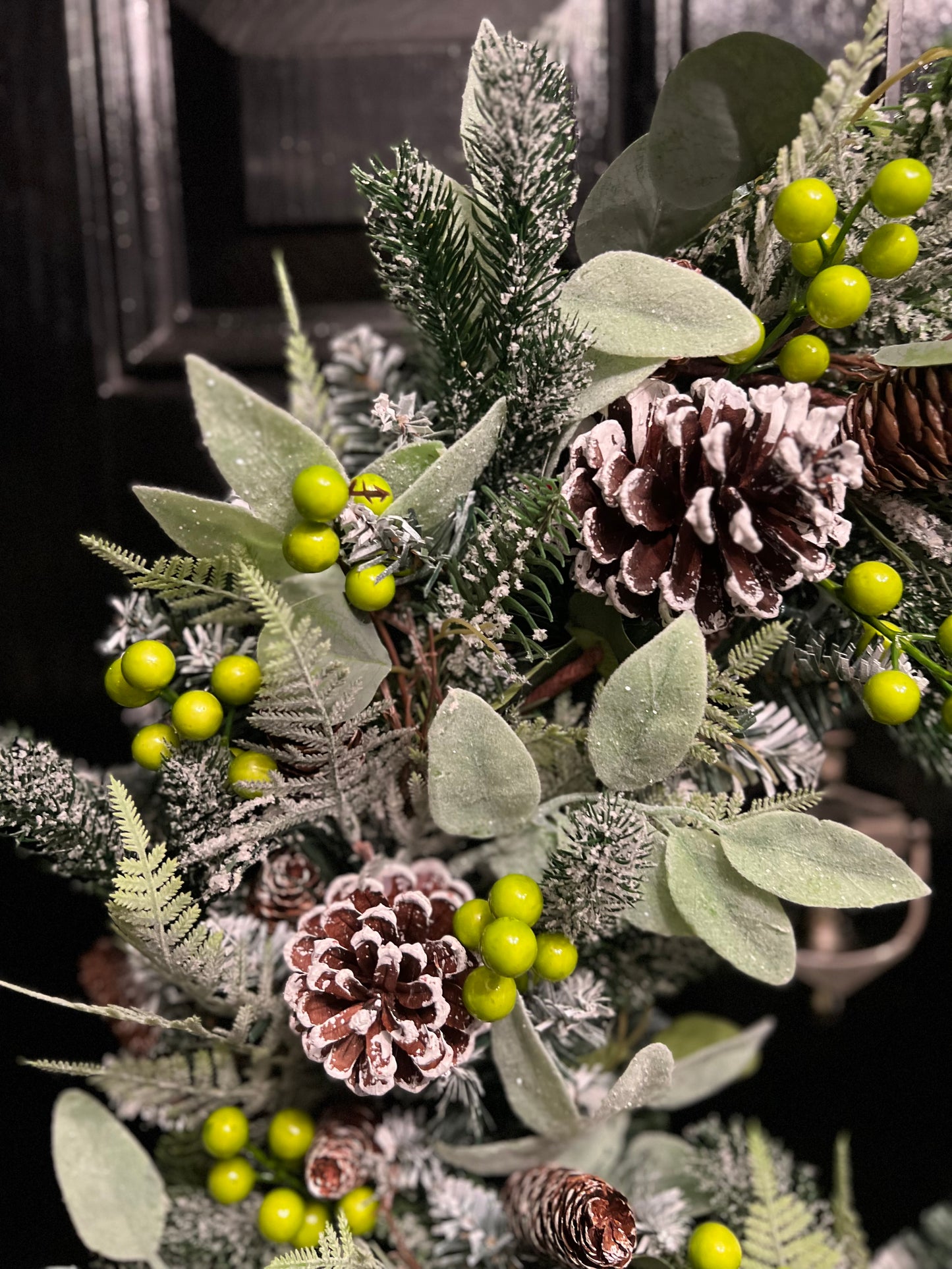 65cm DELUXE FOLIAGE GREEN BERRY WREATH - IMMEDIATE DESPATCH