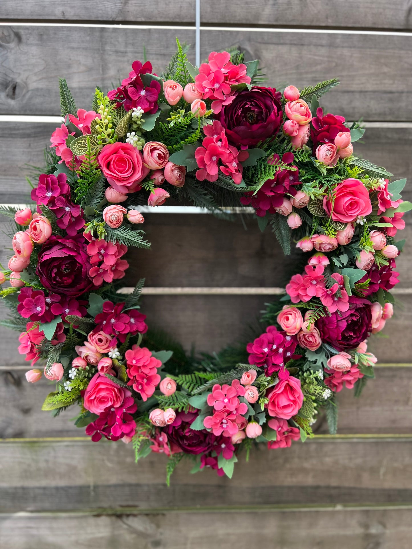 65cm PINKS DELUXE MIX WREATH