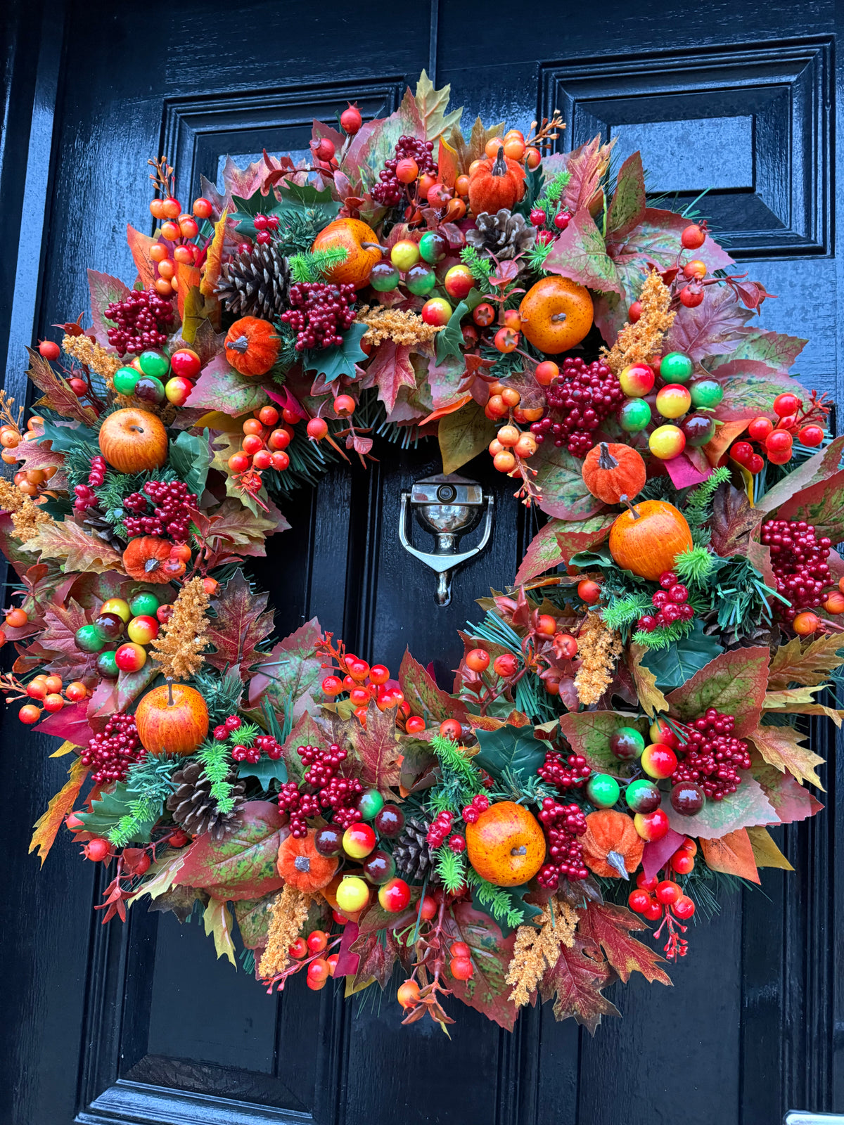 65cm DELUXE ORANGE VERY BERRY APPLE WOODLAND MIXED FOLIAGE AUTUMN WREATH