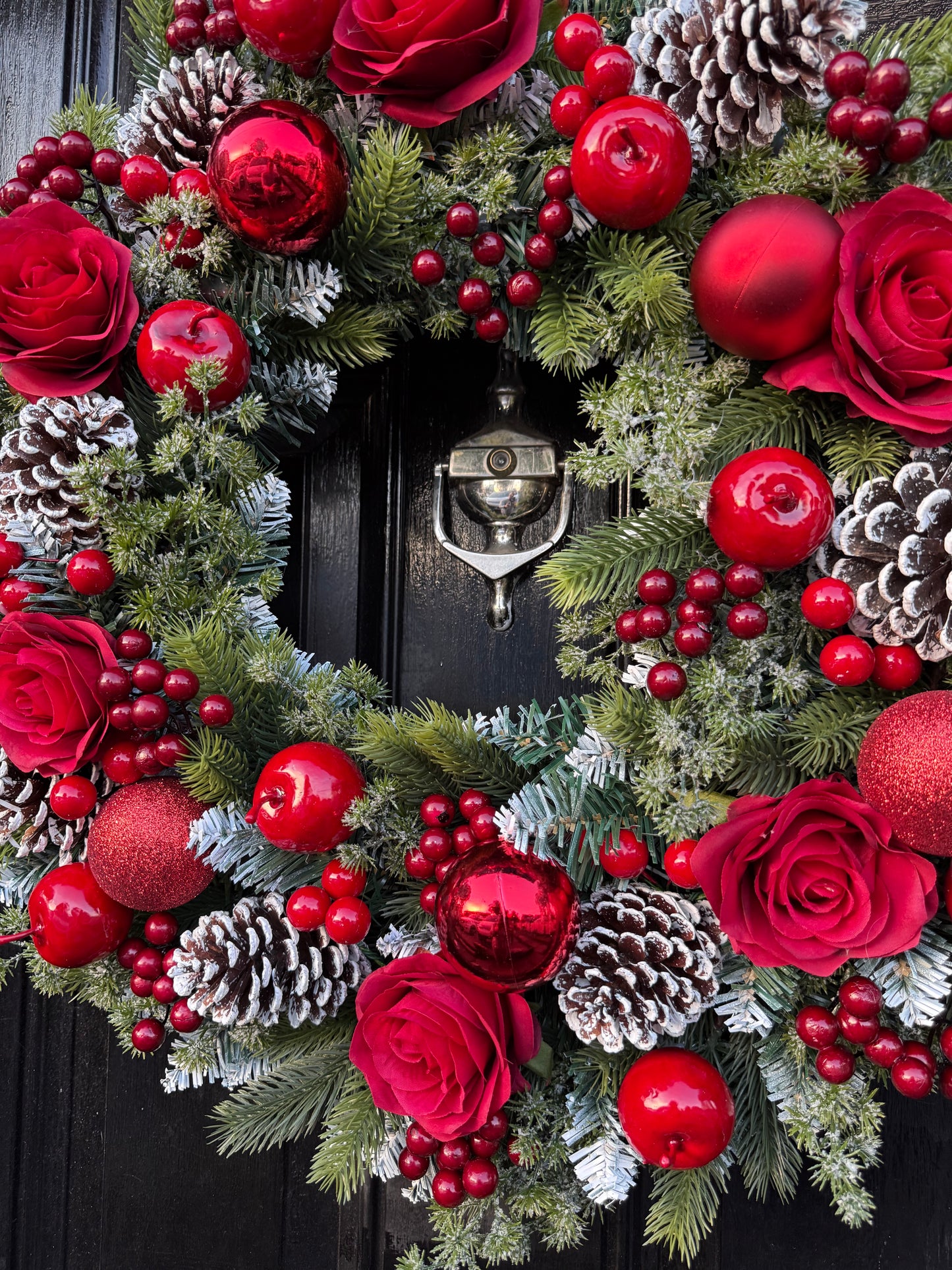 60cm DELUXE TRADITIONAL ROSE BERRY APPLE FOLIAGE WREATH