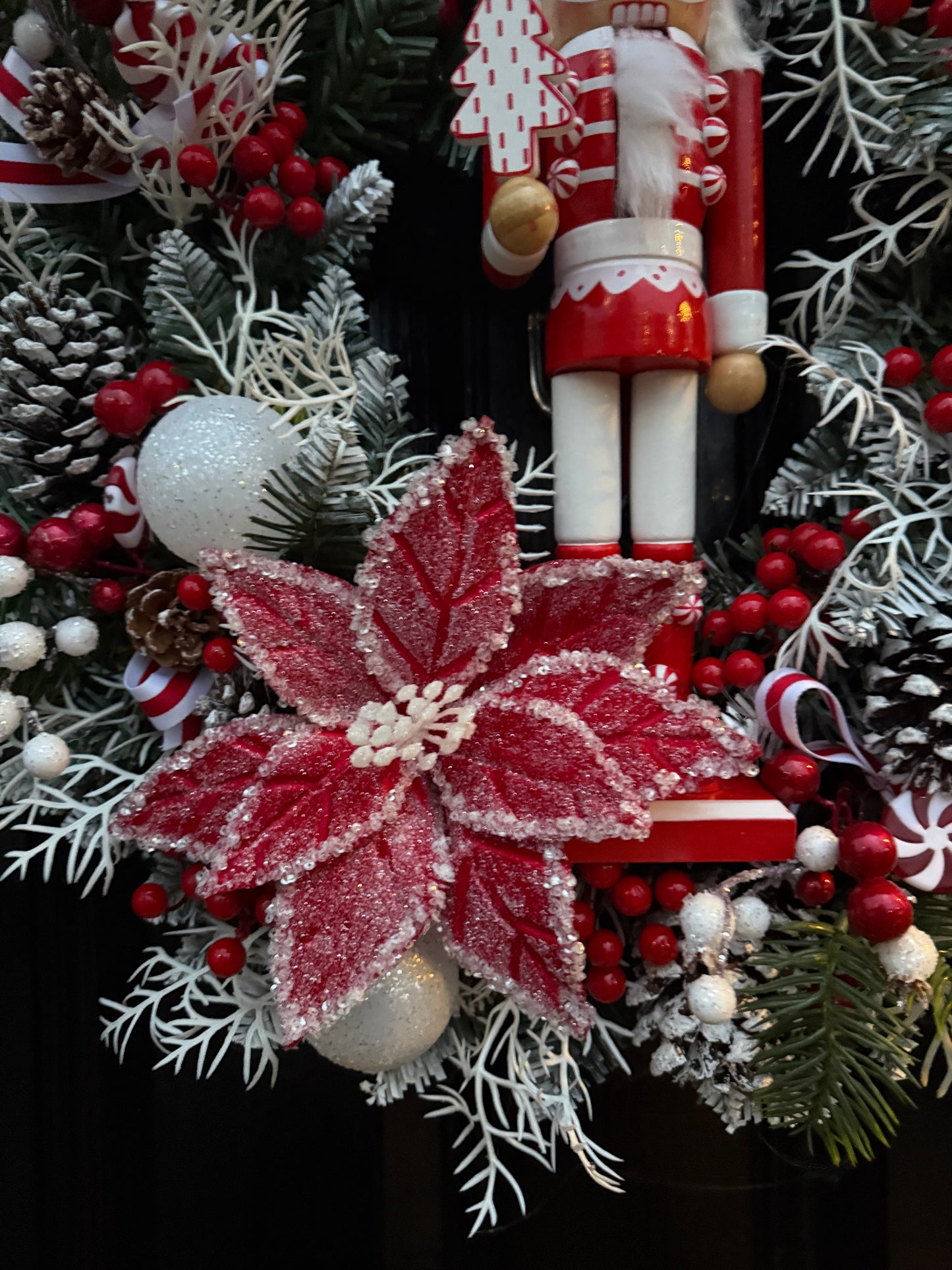 60cm DELUXE CANDY NUTCRACKER FOLIAGE BERRY WREATH