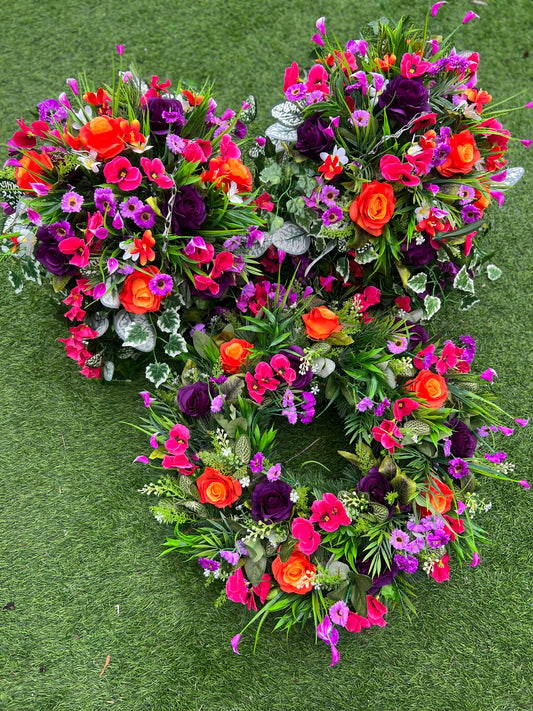 DEAL OF OF THE WEEK 2 XL DELUXE HANGING BASKETS & MATCHING XL DELUXE WREATH - ANY COLOUR CHOICE