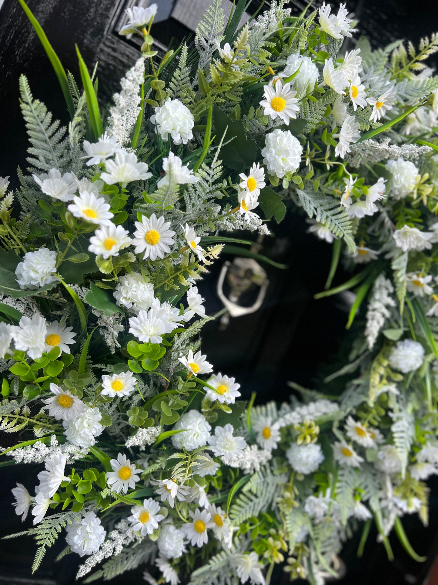 DELUXE XL NEUTRAL WREATH 65cm