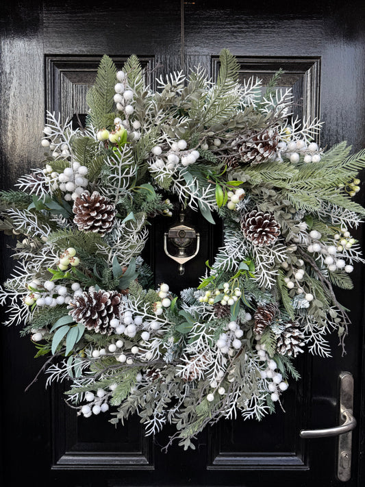 65cm DELUXE FOLIAGE WOODLAND BERRY WREATH
