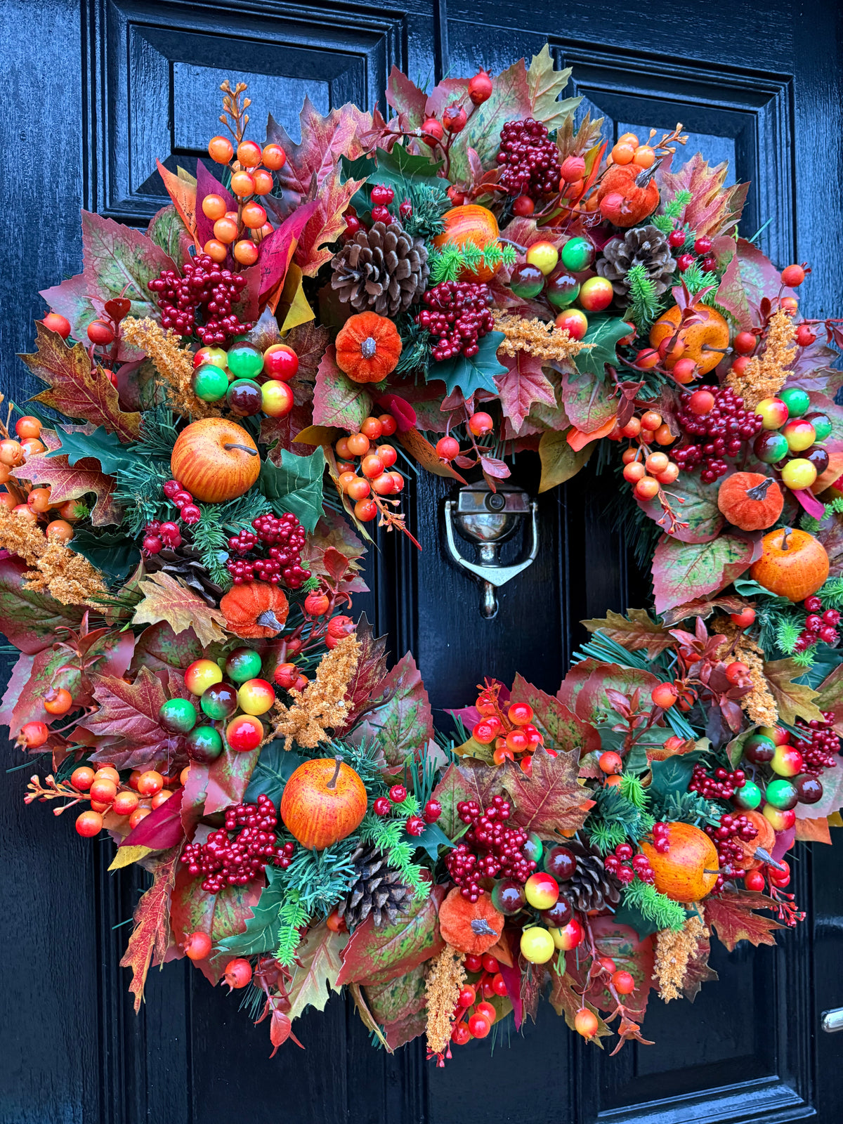65cm DELUXE ORANGE VERY BERRY APPLE WOODLAND MIXED FOLIAGE AUTUMN WREATH